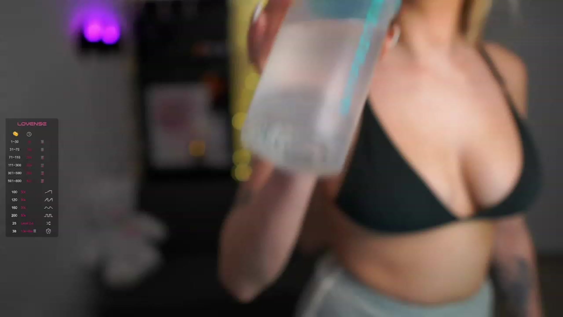 Gallery image thumbnail from NicoletteShea's myfreecams stream on, 02/07/2024, 15:38 image 2 of 20