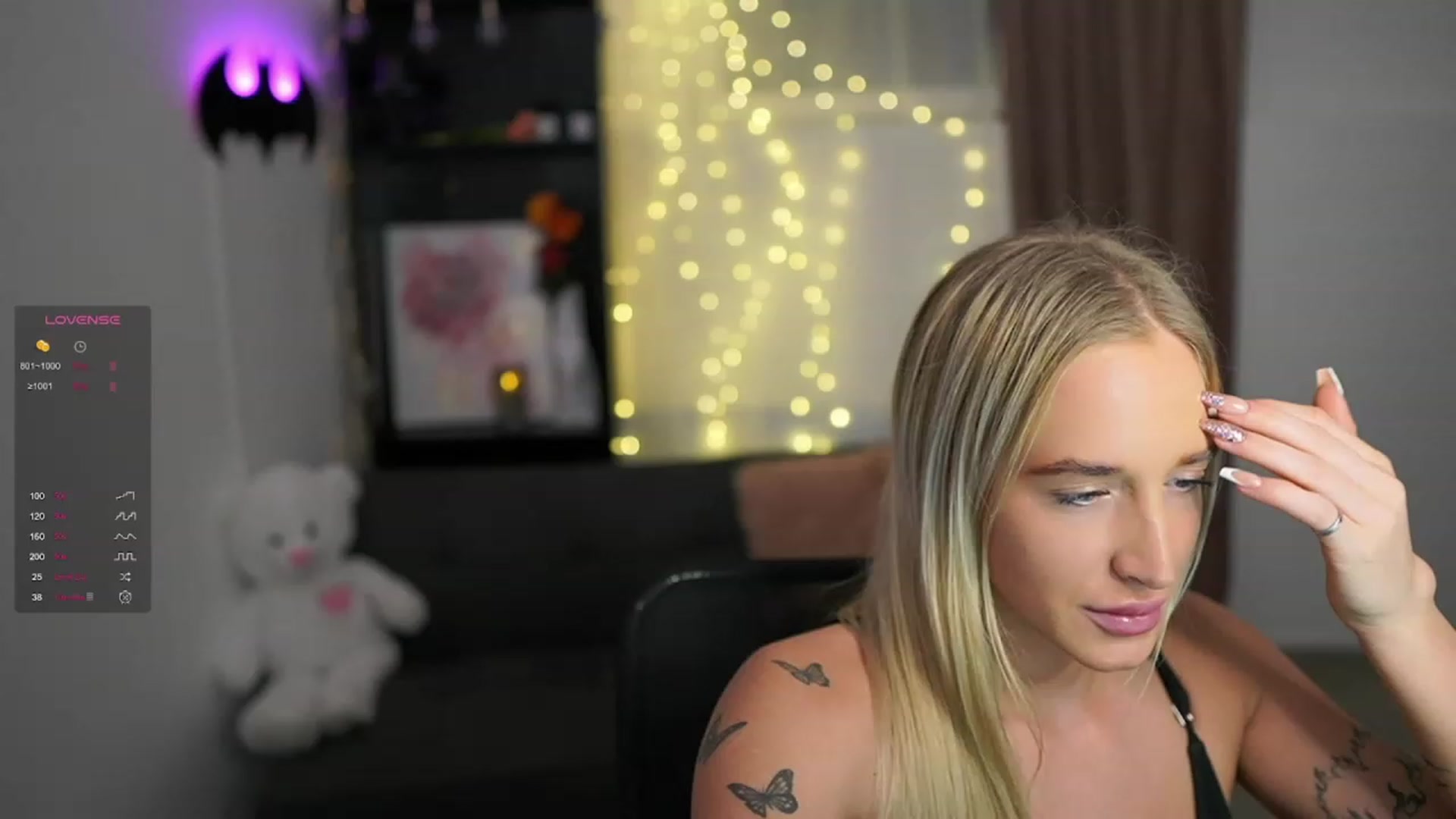 Gallery image thumbnail from NicoletteShea's myfreecams stream on, 02/07/2024, 18:58 image 11 of 20