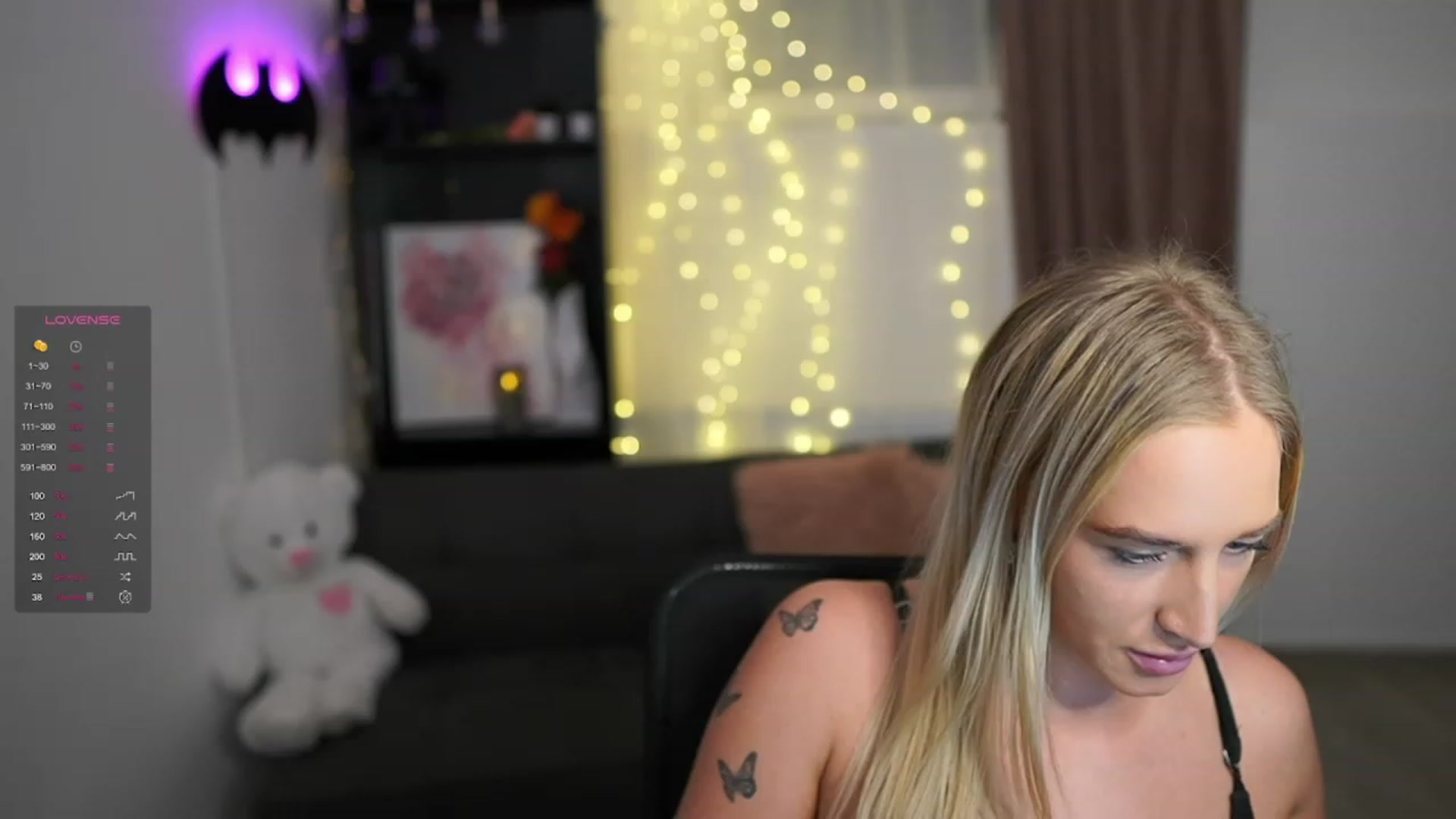 Gallery image thumbnail from NicoletteShea's myfreecams stream on, 02/07/2024, 18:58 image 9 of 20