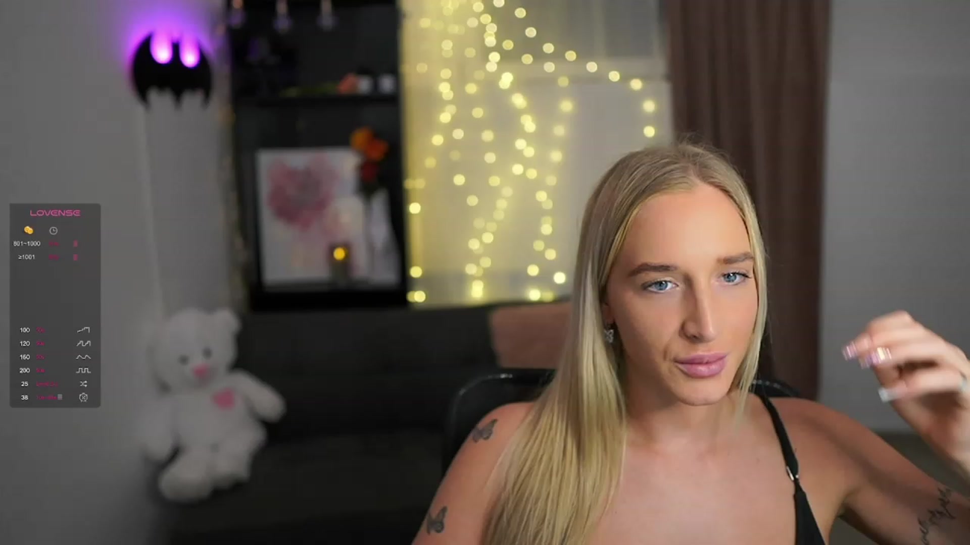 Gallery image thumbnail from NicoletteShea's myfreecams stream on, 02/07/2024, 18:58 image 2 of 20