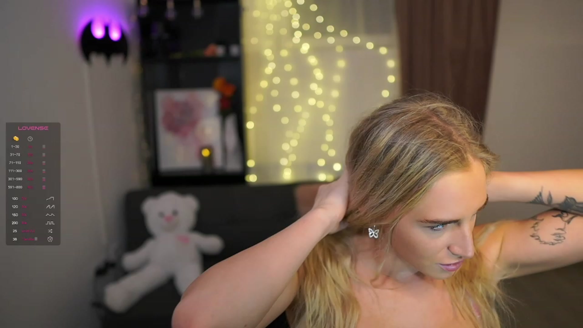 Gallery image thumbnail from NicoletteShea's myfreecams stream on, 02/08/2024, 17:12 image 11 of 20