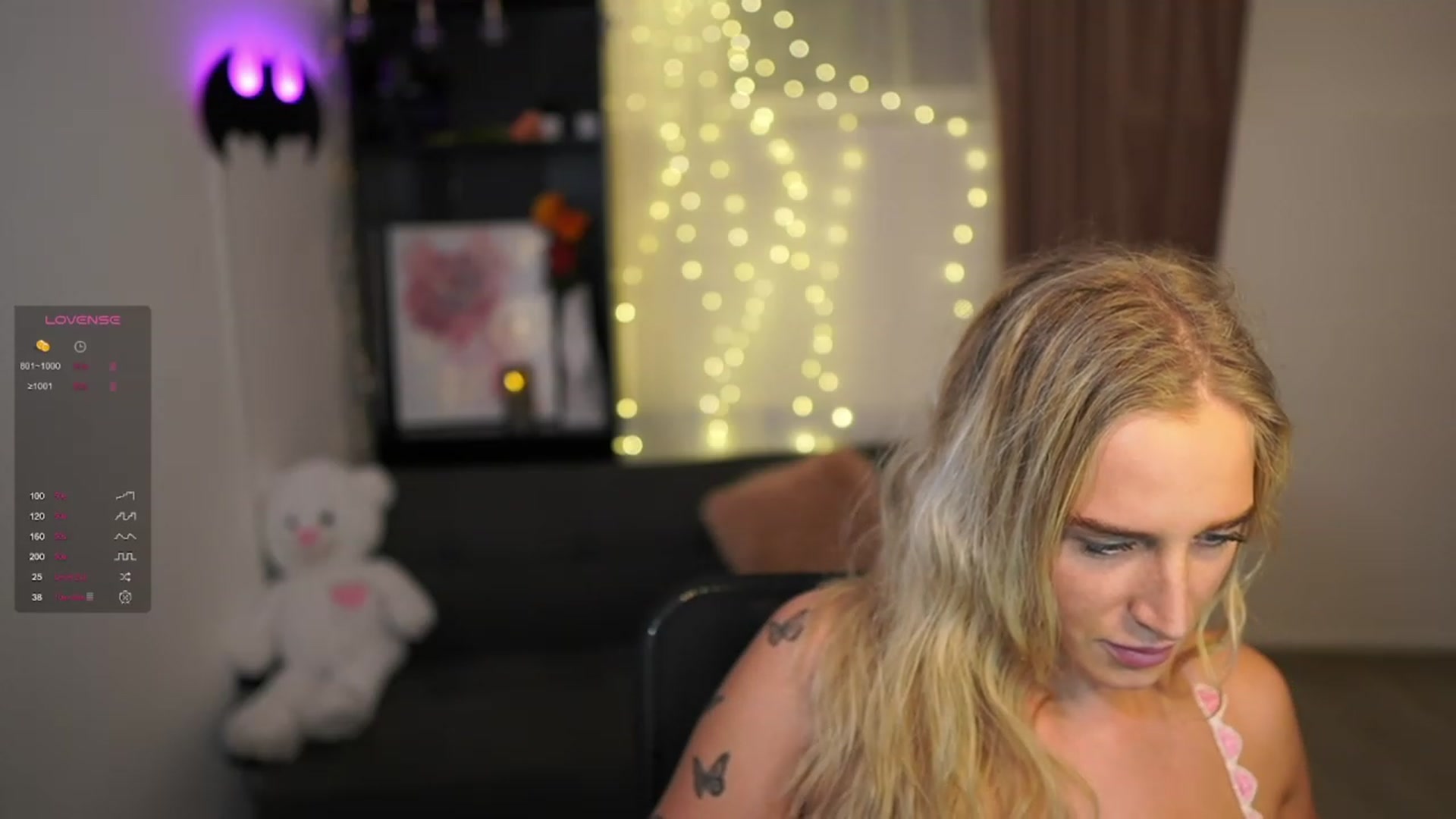 Gallery image thumbnail from NicoletteShea's myfreecams stream on, 02/08/2024, 21:12 image 16 of 20