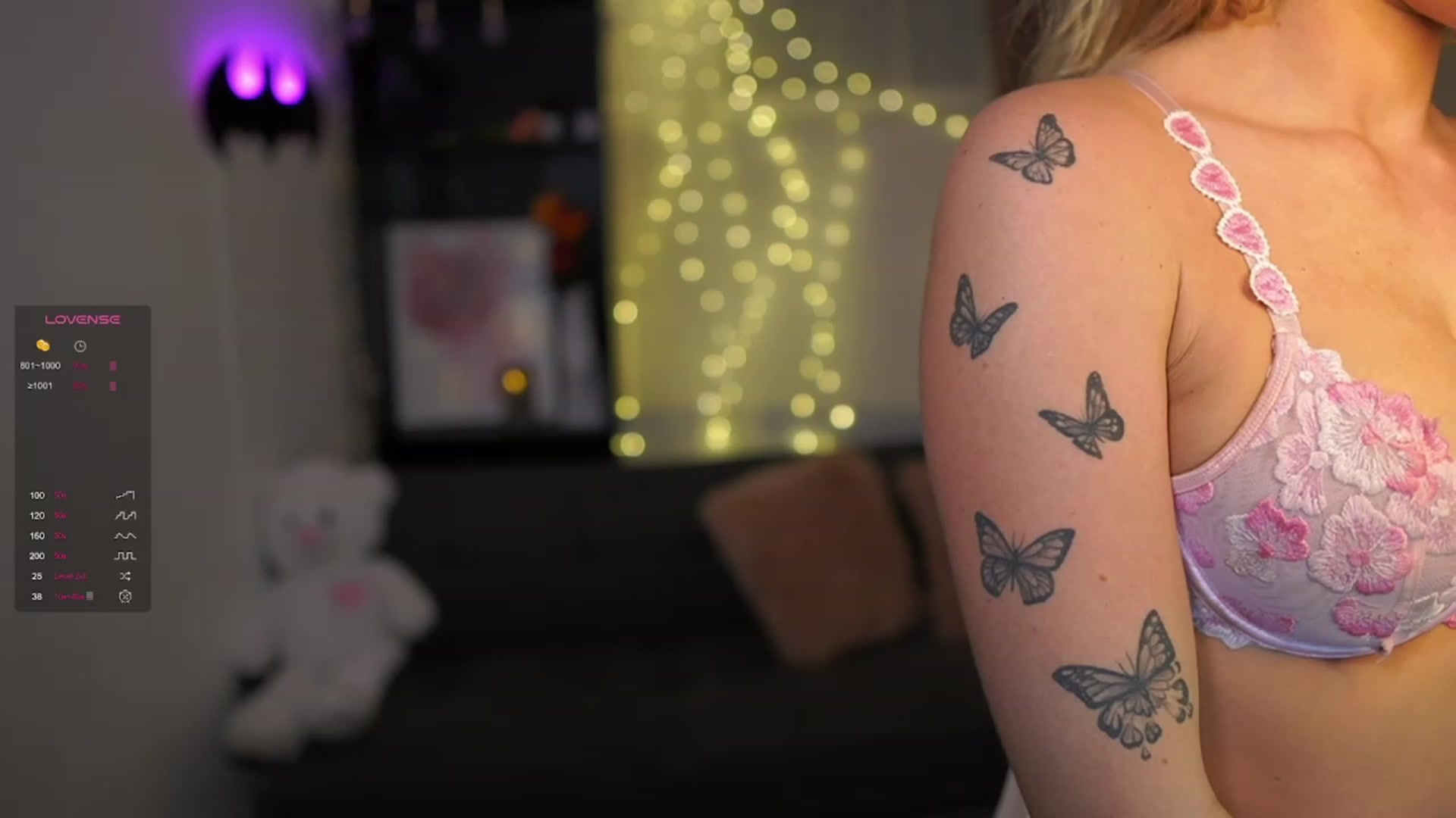Gallery image thumbnail from NicoletteShea's myfreecams stream on, 02/08/2024, 21:12 image 5 of 20