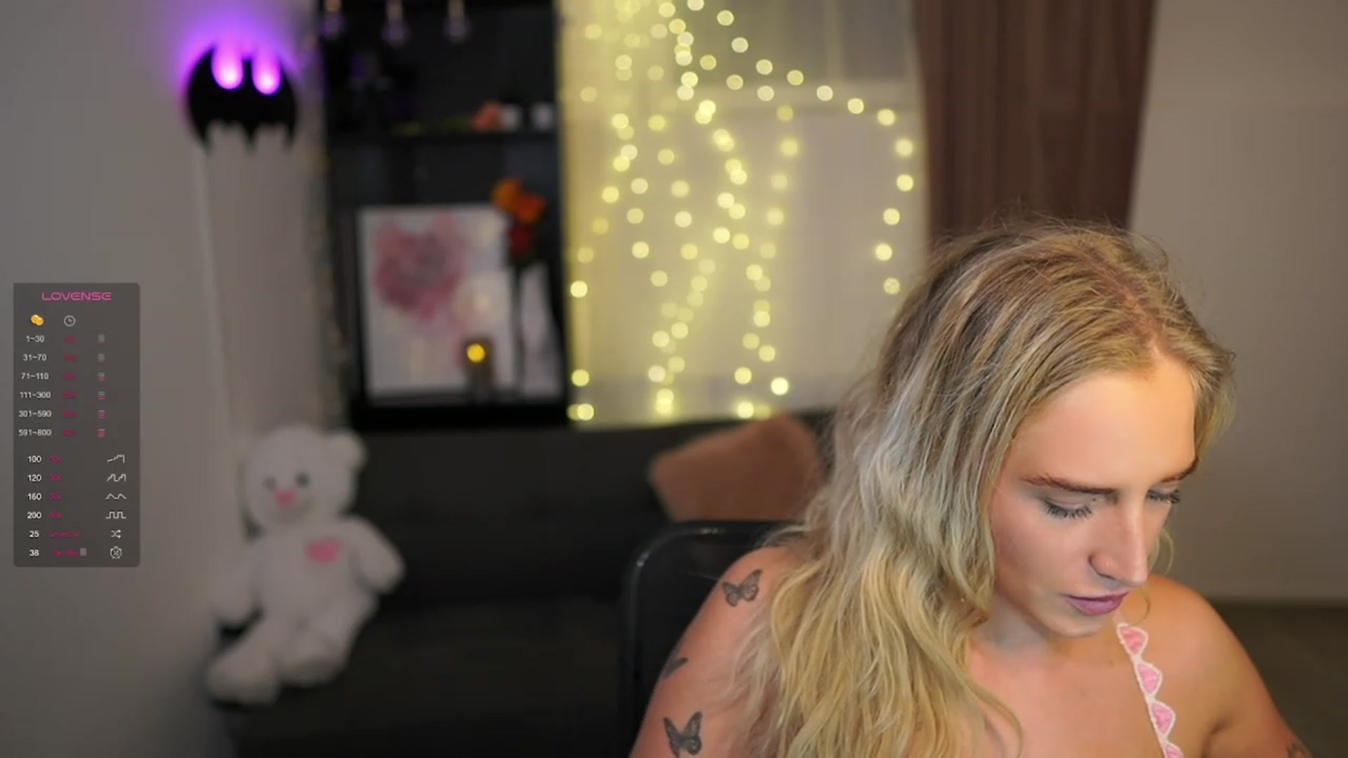 Gallery image thumbnail from NicoletteShea's myfreecams stream on, 02/08/2024, 21:12 image 9 of 20