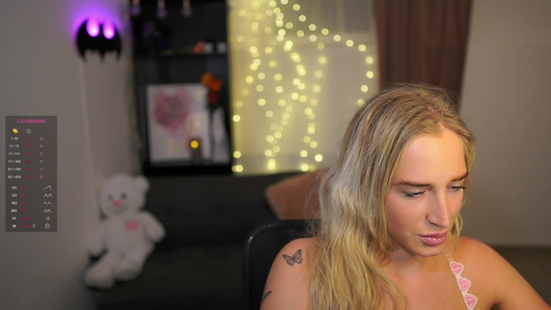 Gallery image thumbnail from NicoletteShea's myfreecams stream on, 02/08/2024, 21:12 image 15 of 20