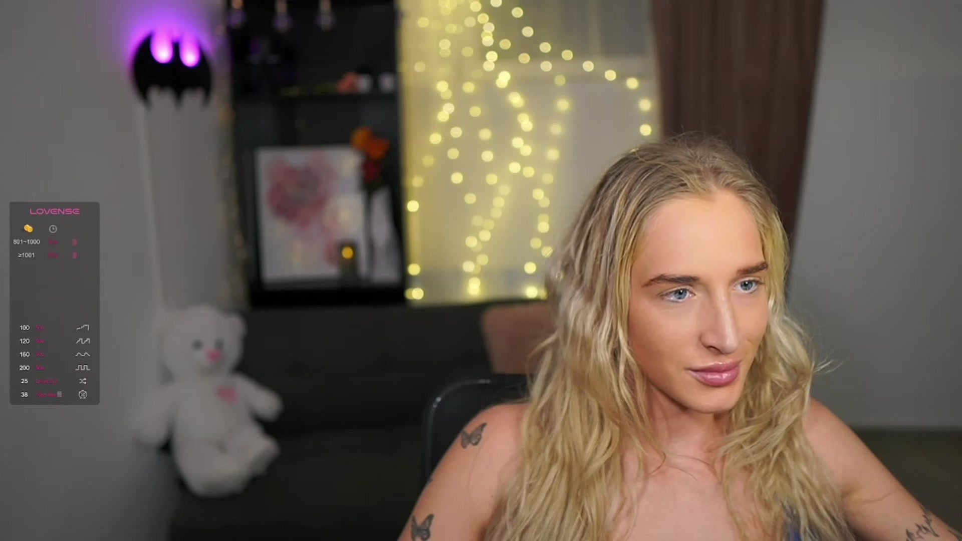 Gallery image thumbnail from NicoletteShea's myfreecams stream on, 02/09/2024, 21:43 image 3 of 20