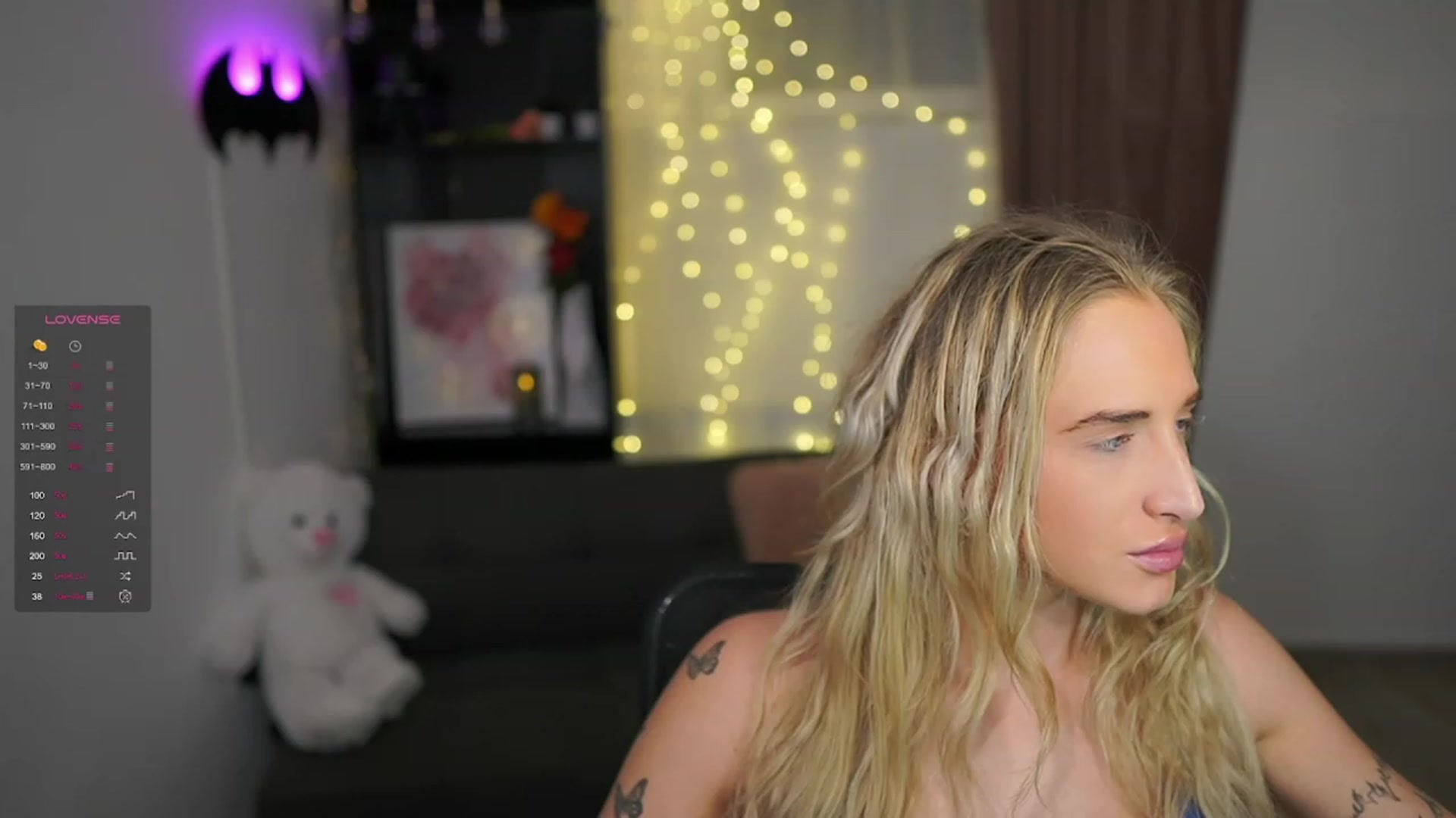 Gallery image thumbnail from NicoletteShea's myfreecams stream on, 02/09/2024, 21:43 image 4 of 20