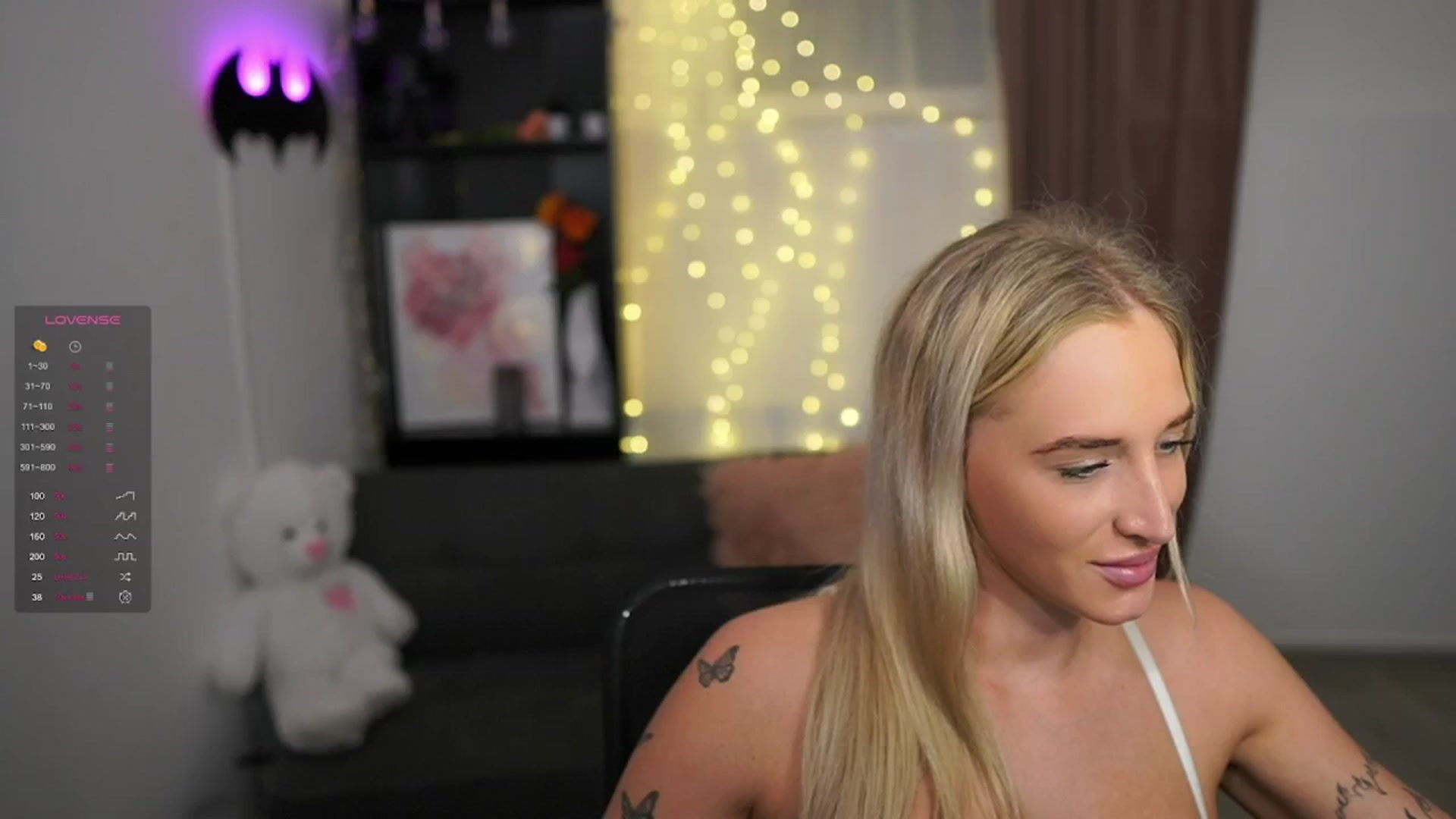 Gallery image thumbnail from NicoletteShea's myfreecams stream on, 02/11/2024, 17:17 image 12 of 20