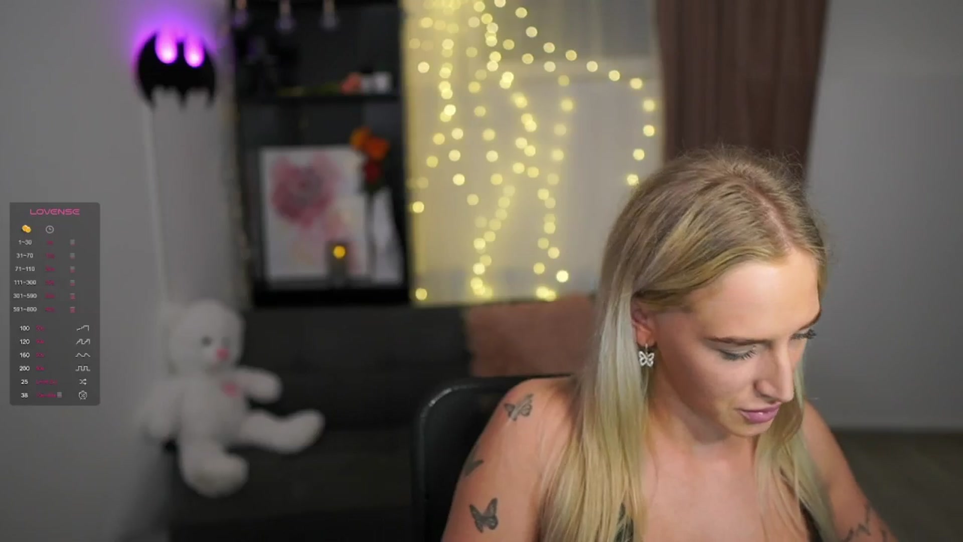Gallery image thumbnail from NicoletteShea's myfreecams stream on, 02/12/2024, 15:10 image 18 of 20