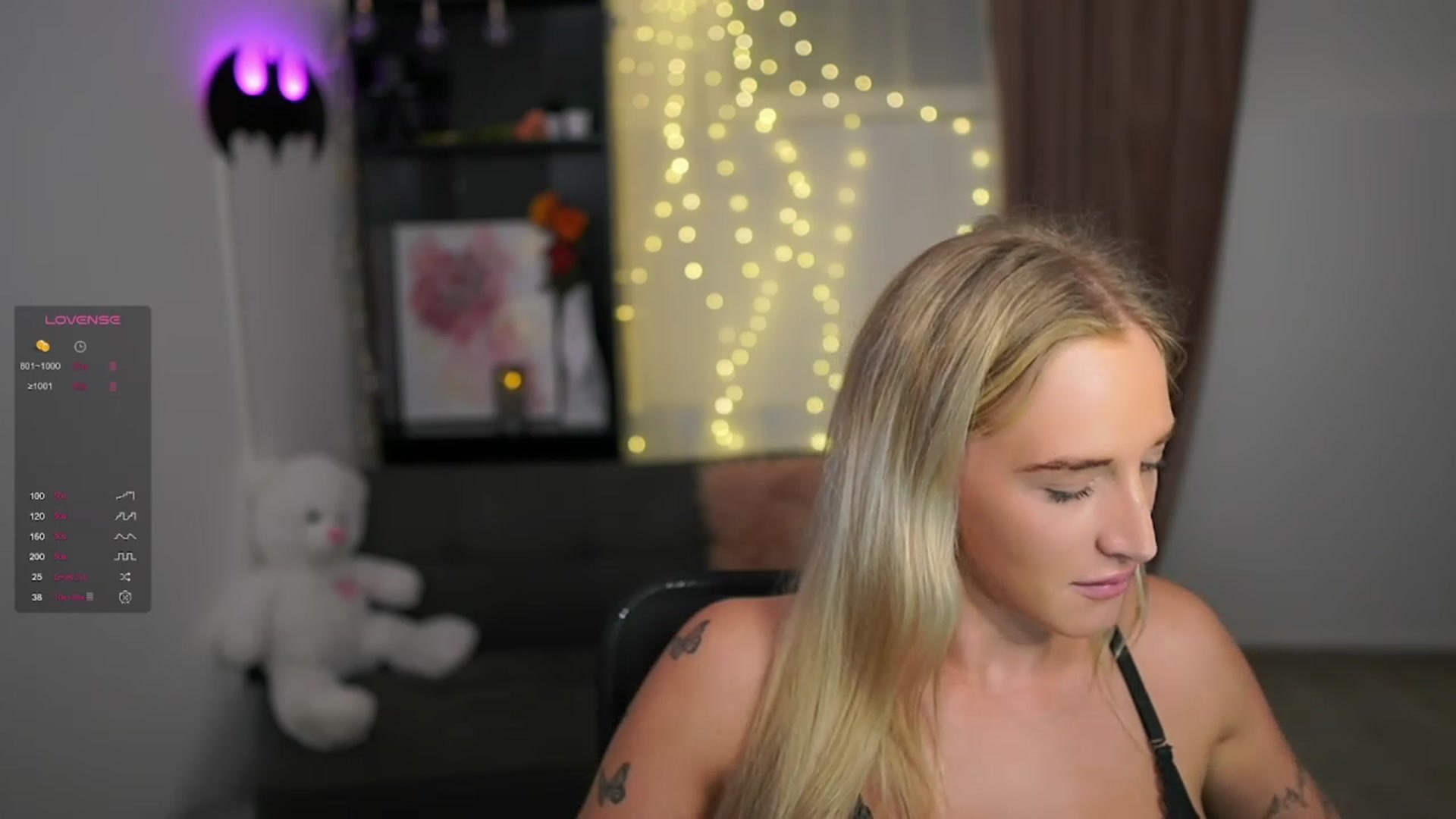 Gallery image thumbnail from NicoletteShea's myfreecams stream on, 02/12/2024, 18:00 image 5 of 20