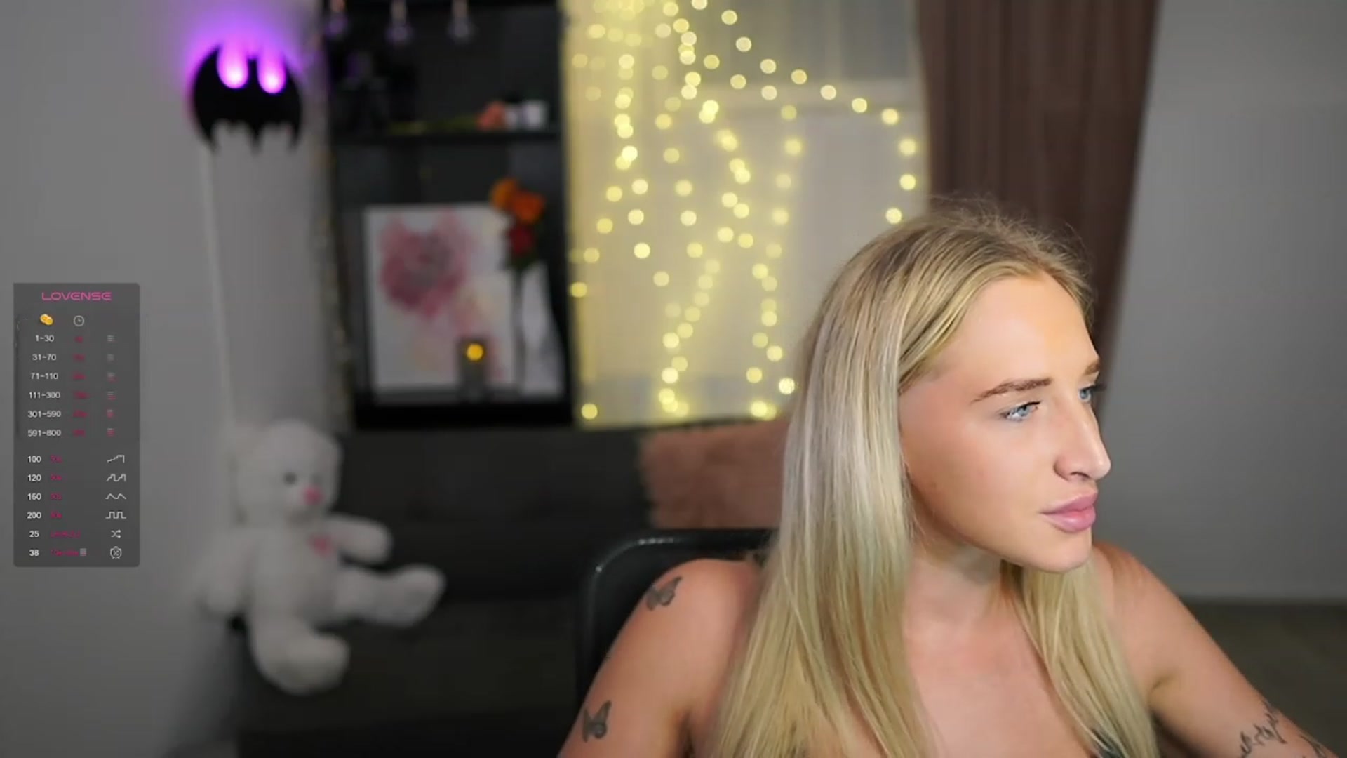 Gallery image thumbnail from NicoletteShea's myfreecams stream on, 02/12/2024, 18:00 image 11 of 20