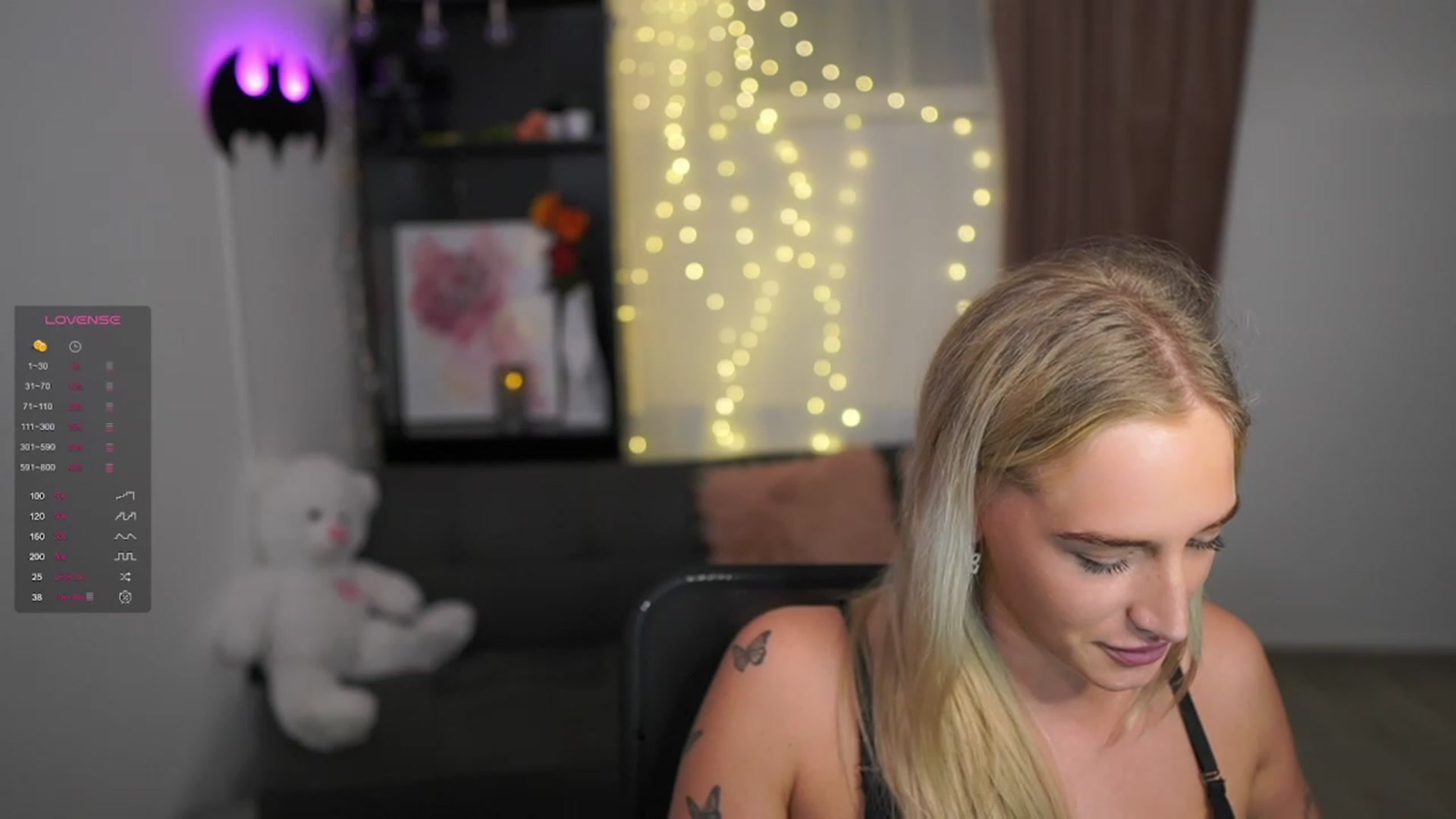 Gallery image thumbnail from NicoletteShea's myfreecams stream on, 02/12/2024, 19:20 image 14 of 20