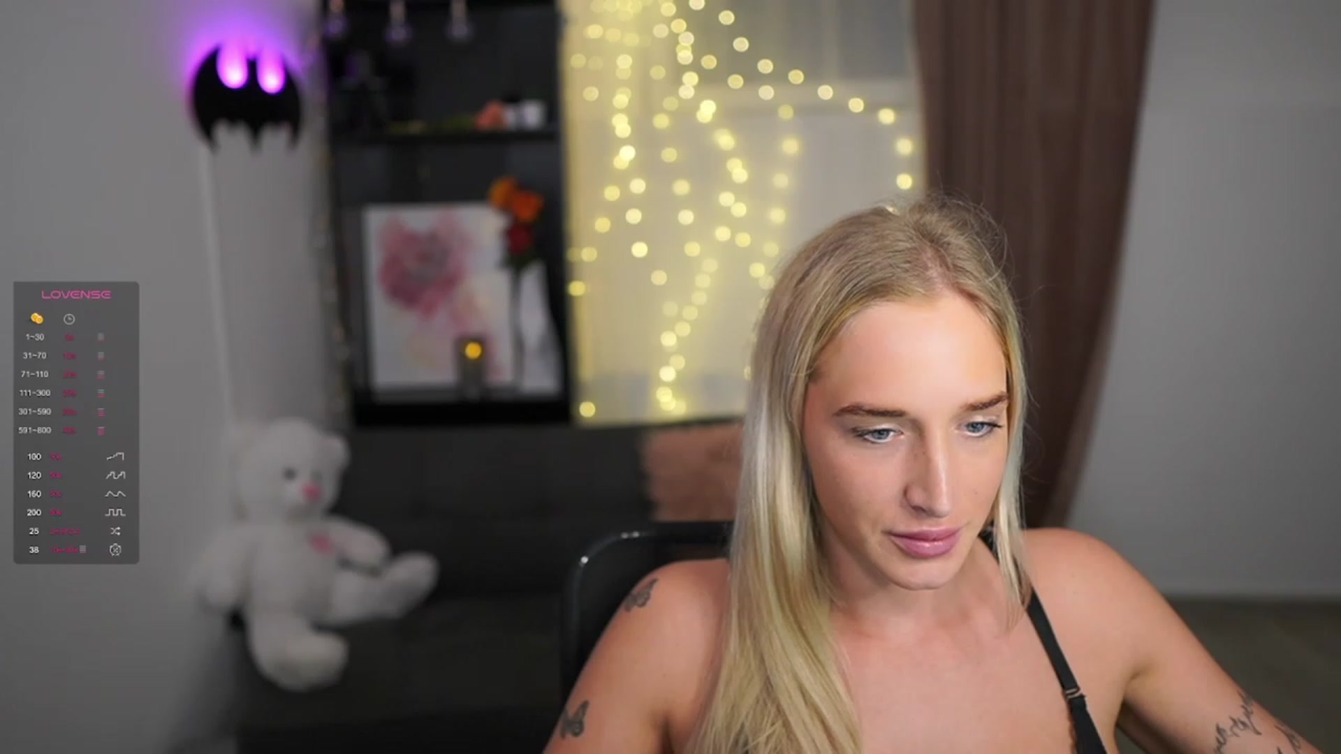 Gallery image thumbnail from NicoletteShea's myfreecams stream on, 02/12/2024, 19:20 image 8 of 20
