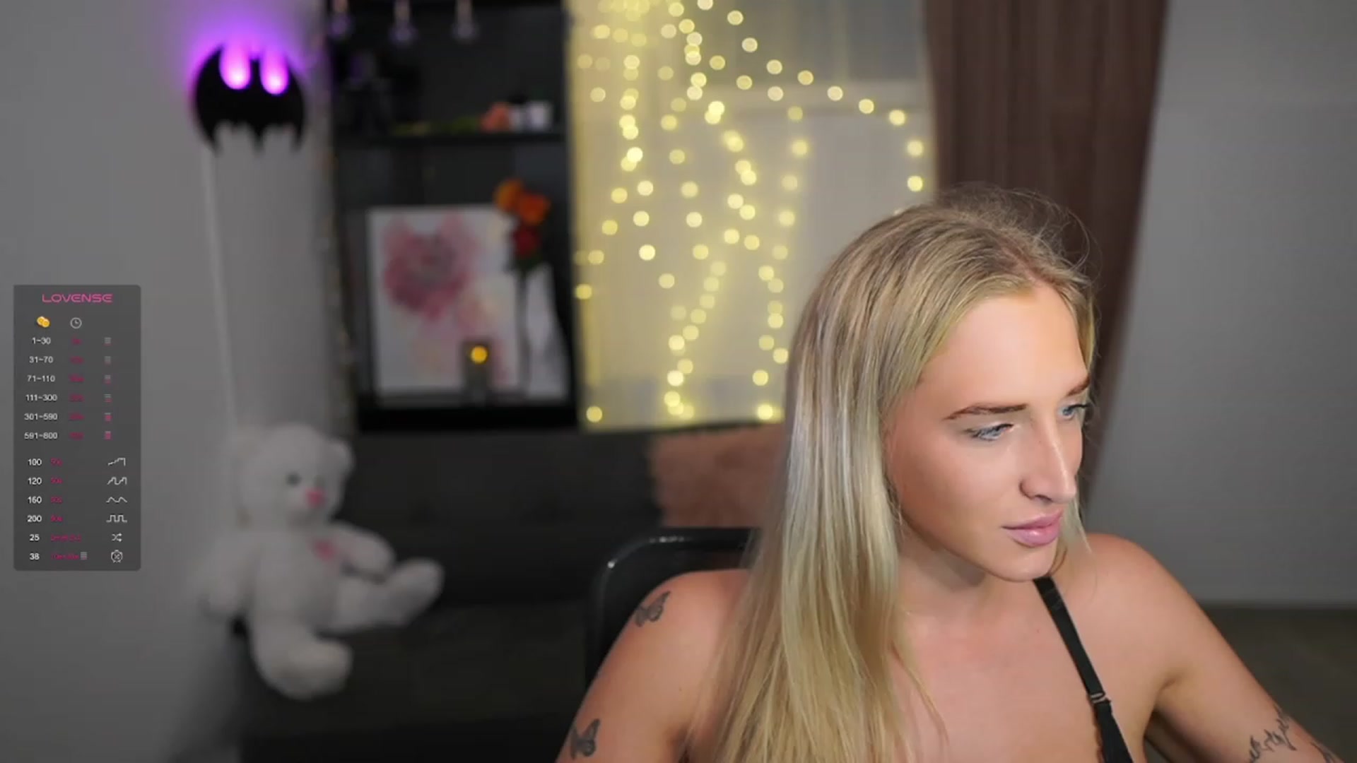 Gallery image thumbnail from NicoletteShea's myfreecams stream on, 02/12/2024, 19:20 image 4 of 20
