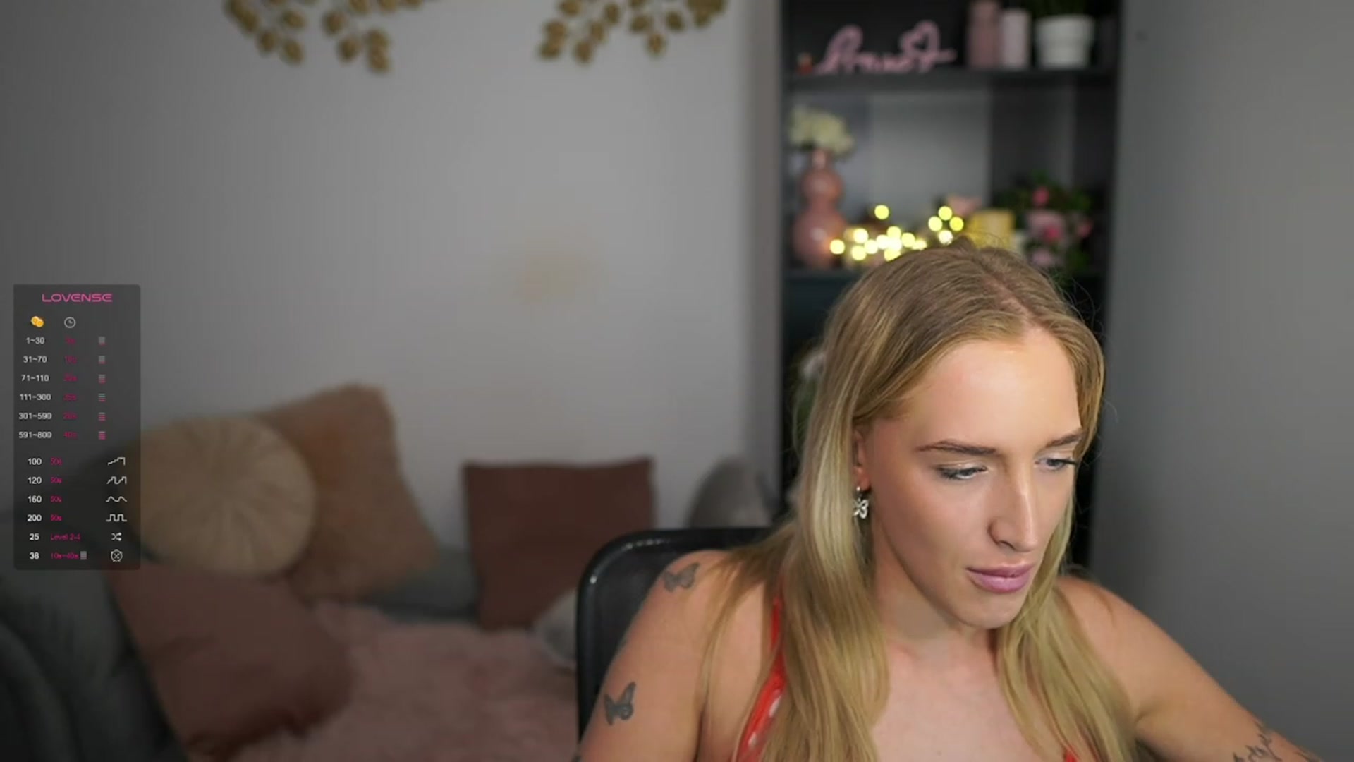 Gallery image thumbnail from NicoletteShea's myfreecams stream on, 03/11/2024, 17:10 image 14 of 20