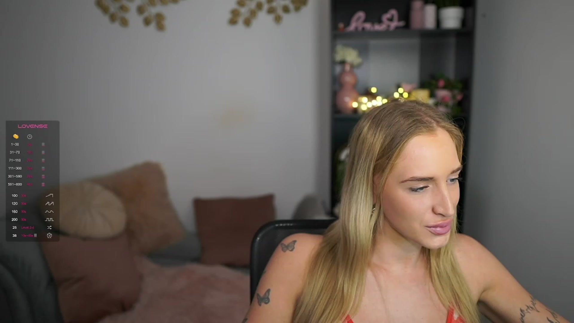 Gallery image thumbnail from NicoletteShea's myfreecams stream on, 03/11/2024, 17:10 image 9 of 20