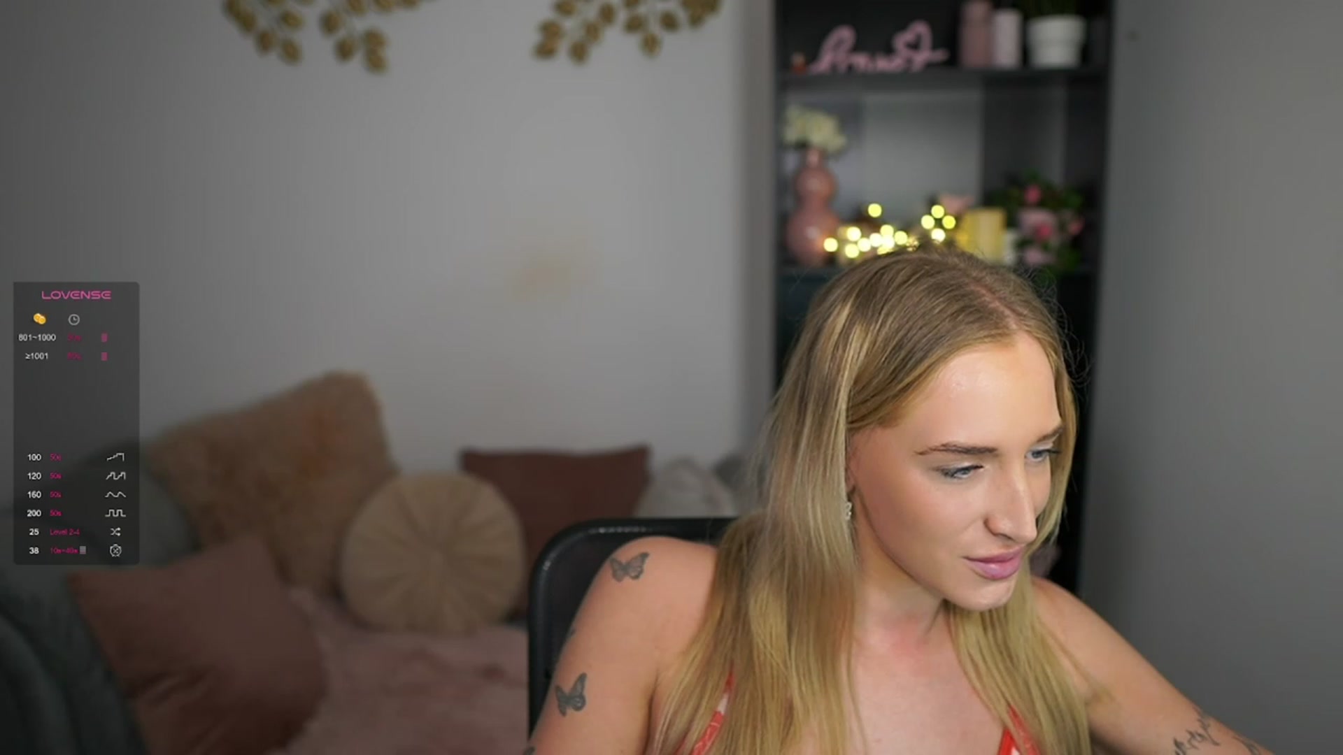 Gallery image thumbnail from NicoletteShea's myfreecams stream on, 03/11/2024, 18:33 image 16 of 20