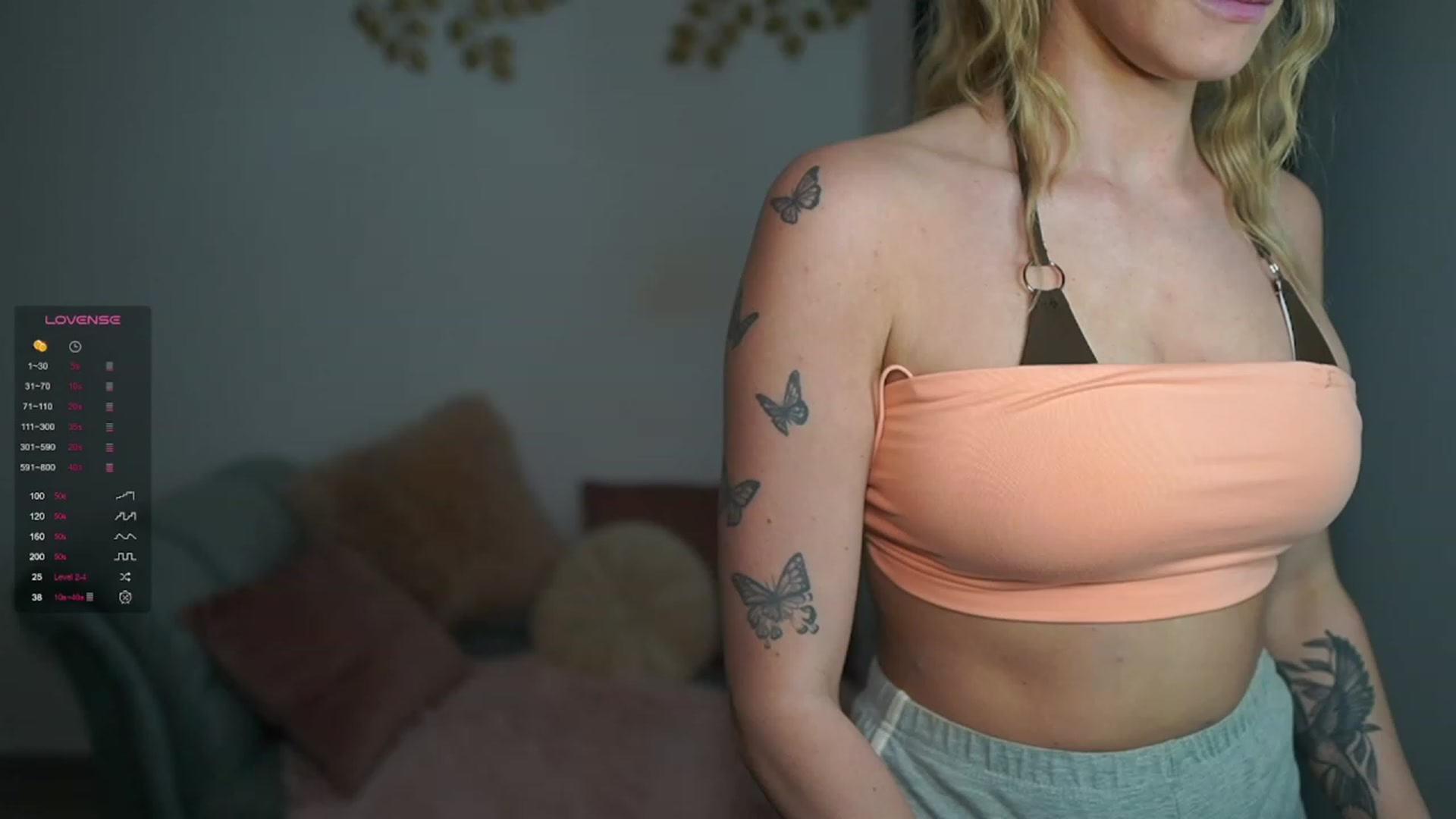 Gallery image thumbnail from NicoletteShea's myfreecams stream on, 03/13/2024, 18:00 image 6 of 20