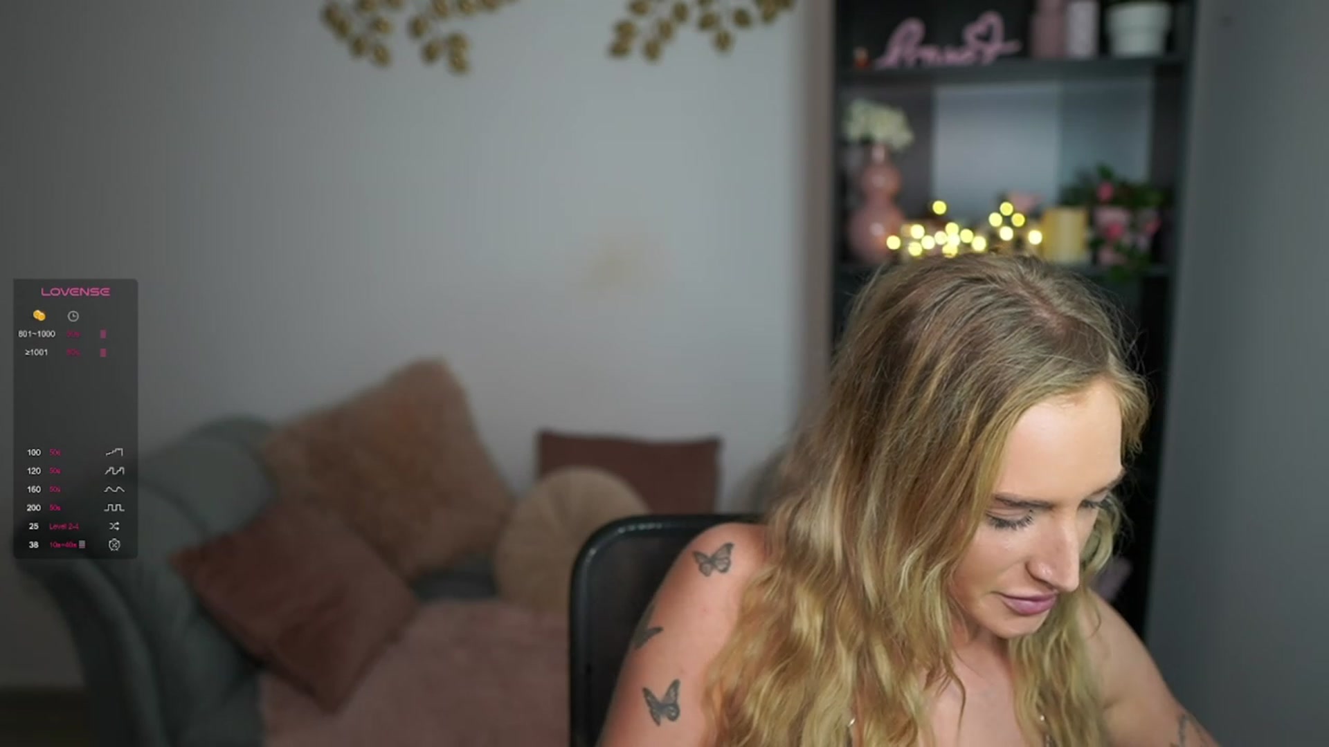 Gallery image thumbnail from NicoletteShea's myfreecams stream on, 03/13/2024, 18:00 image 13 of 20