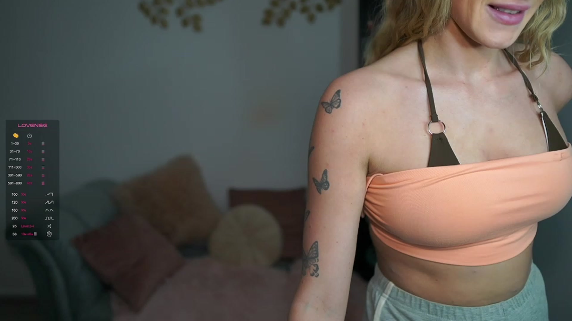 Gallery image thumbnail from NicoletteShea's myfreecams stream on, 03/13/2024, 18:00 image 7 of 20