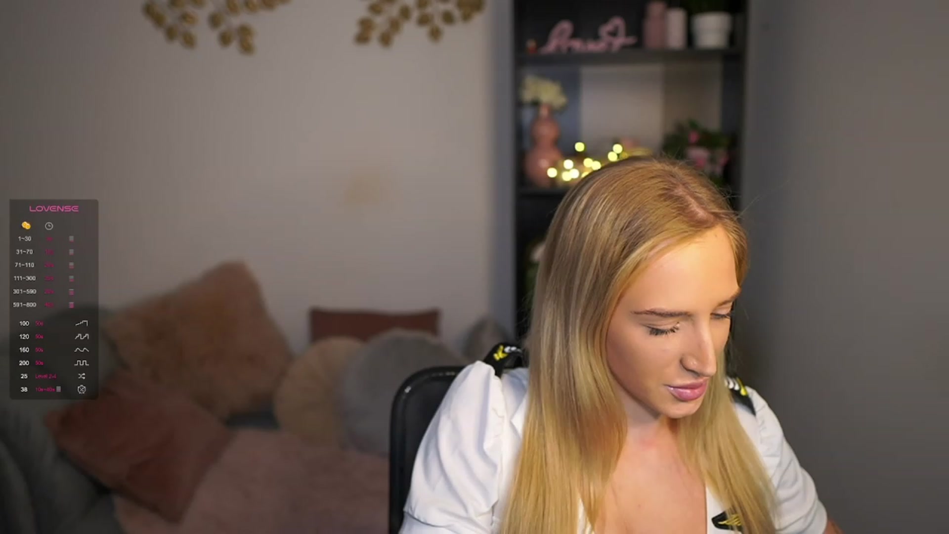 Gallery image thumbnail from NicoletteShea's myfreecams stream on, 03/15/2024, 15:13 image 1 of 20