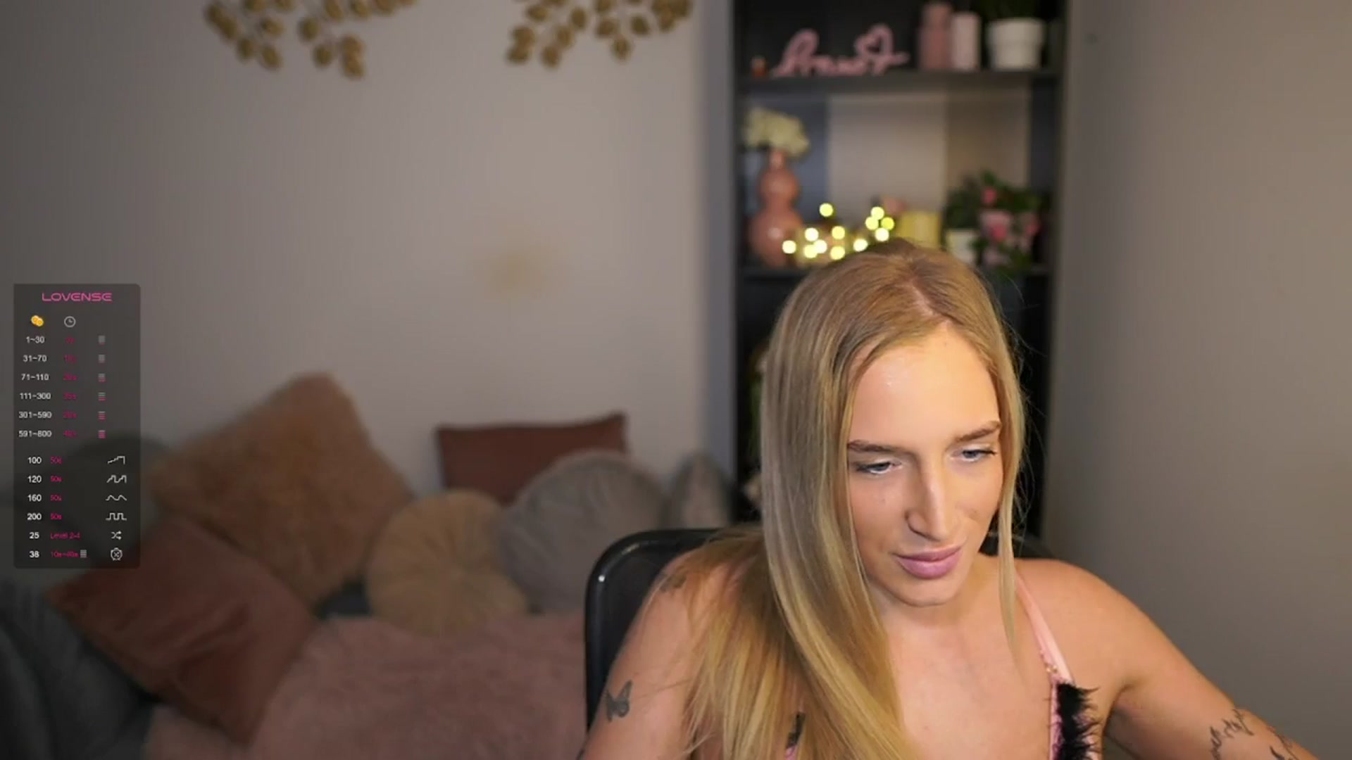 Gallery image thumbnail from NicoletteShea's myfreecams stream on, 03/16/2024, 16:48 image 20 of 20