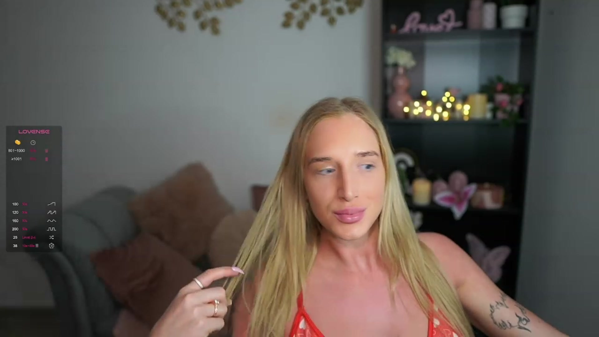 Gallery image thumbnail from NicoletteShea's myfreecams stream on, 03/17/2024, 21:30 image 20 of 20