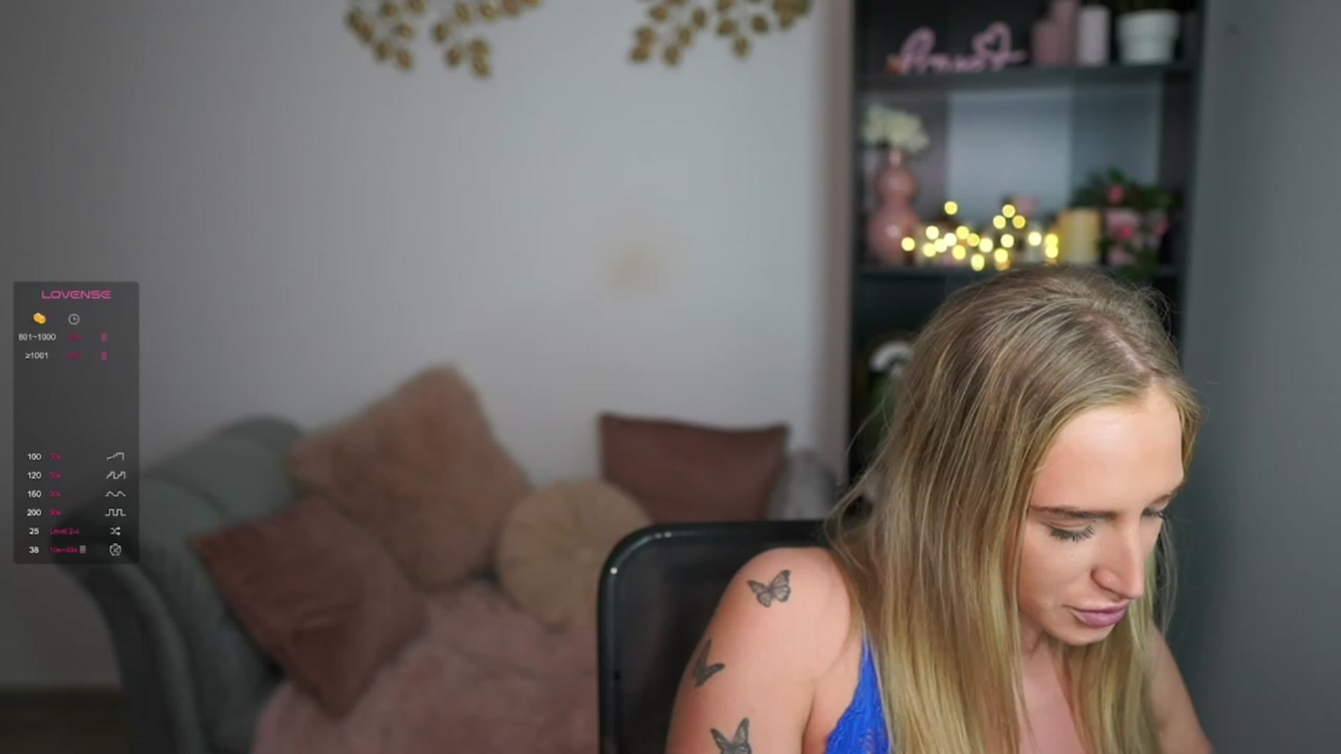 Gallery image thumbnail from NicoletteShea's myfreecams stream on, 03/18/2024, 15:23 image 19 of 20