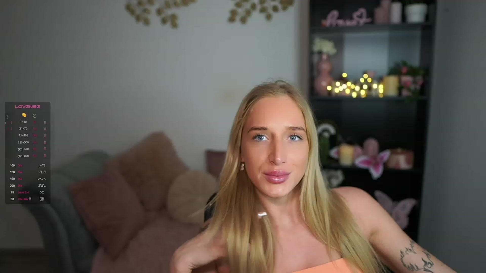 Gallery image thumbnail from NicoletteShea's myfreecams stream on, 03/18/2024, 15:23 image 1 of 20