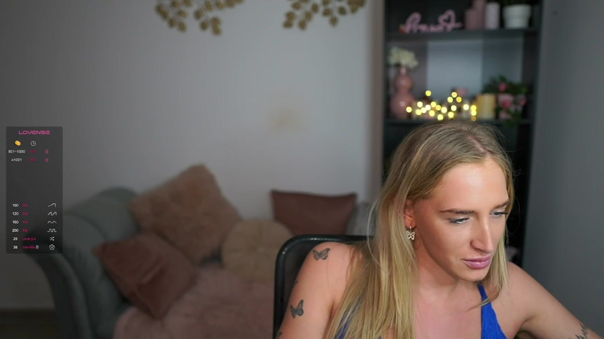 Gallery image thumbnail from NicoletteShea's myfreecams stream on, 03/18/2024, 16:30 image 7 of 20