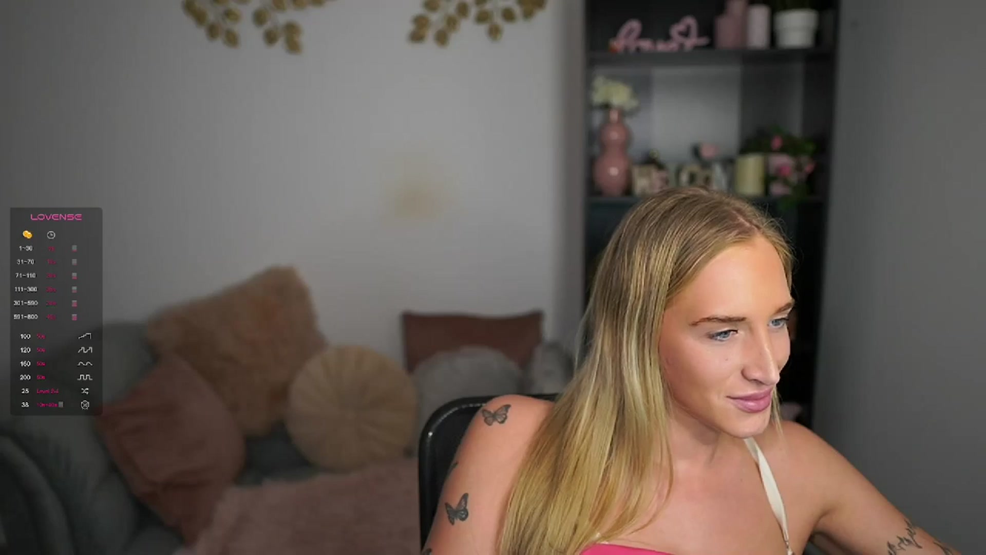 Gallery image thumbnail from NicoletteShea's myfreecams stream on, 03/20/2024, 18:47 image 9 of 20
