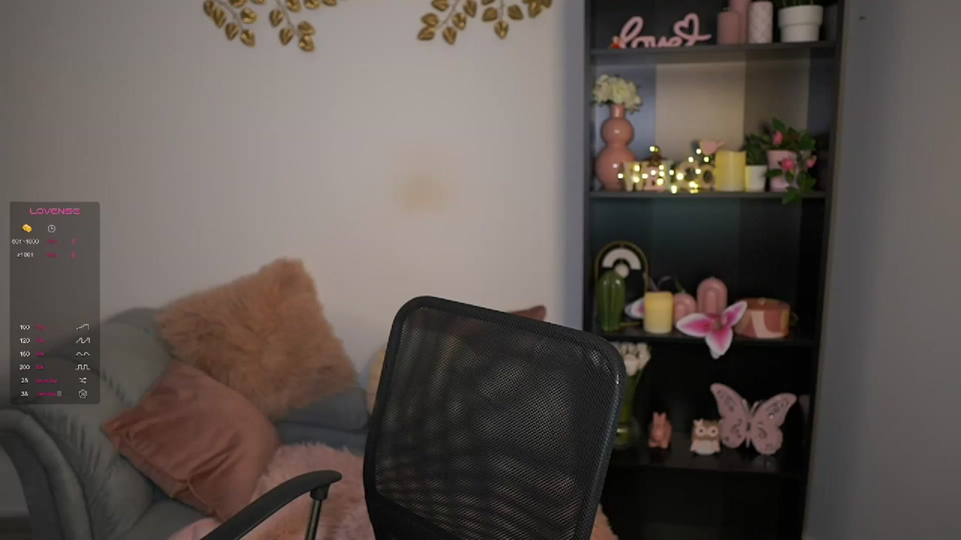 Gallery image thumbnail from NicoletteShea's myfreecams stream on, 03/25/2024, 16:47 image 9 of 20
