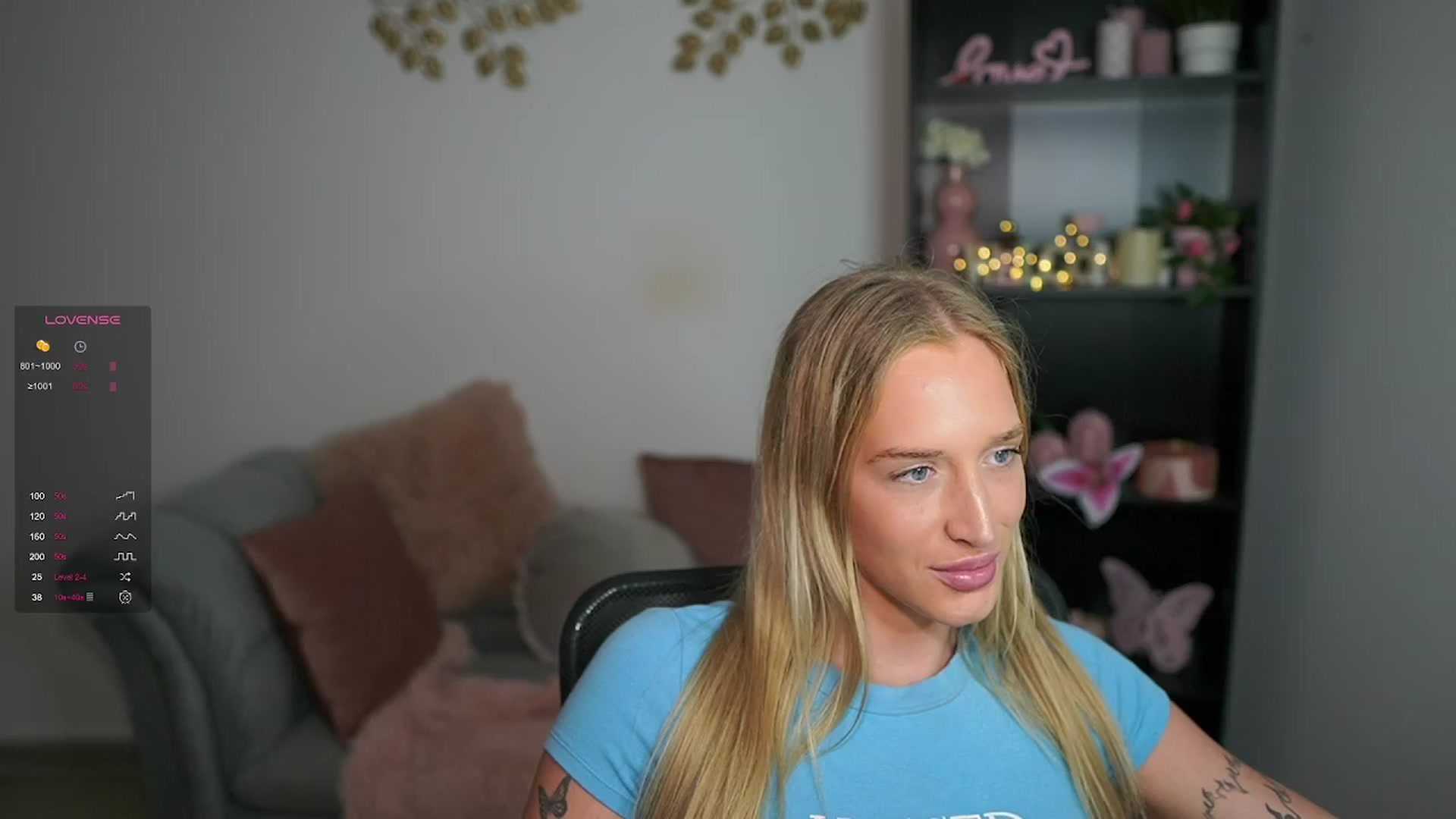 Gallery image thumbnail from NicoletteShea's myfreecams stream on, 04/02/2024, 17:54 image 14 of 20