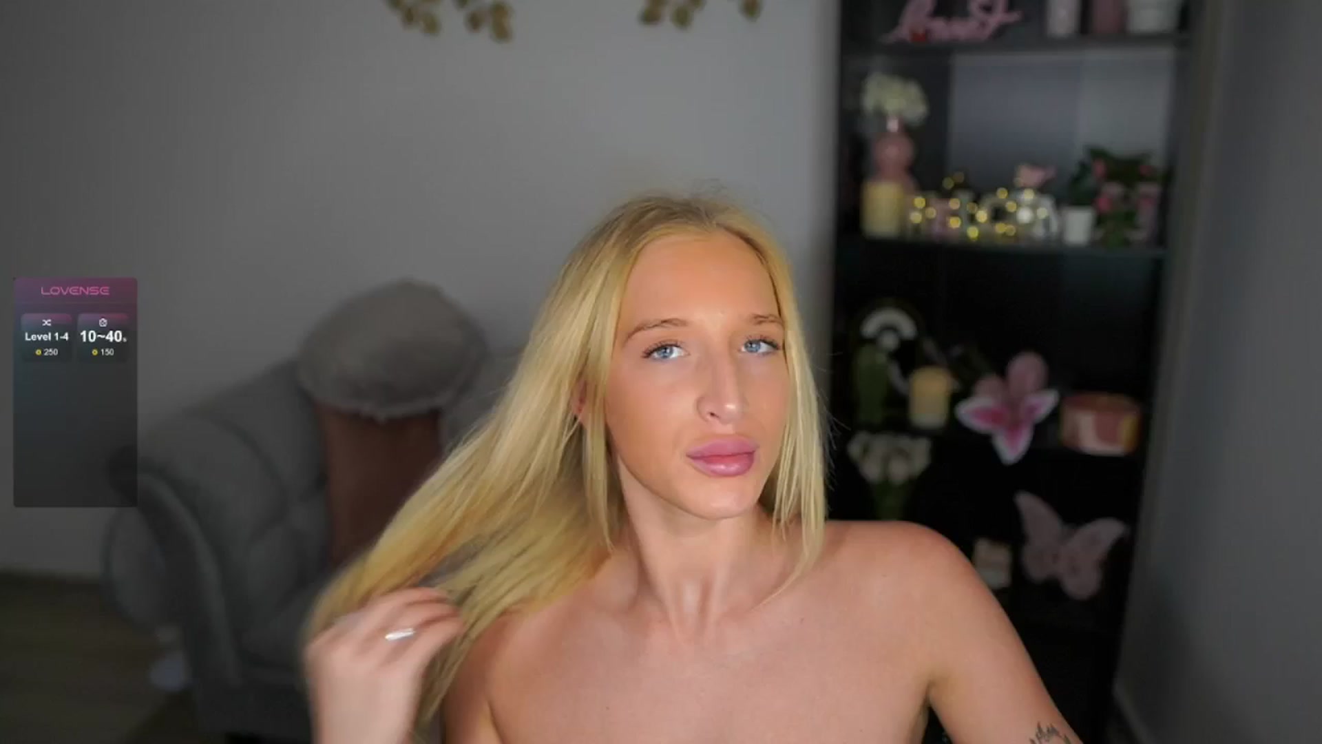 Gallery image thumbnail from NicoletteShea's myfreecams stream on, 04/29/2024, 11:04 image 12 of 20