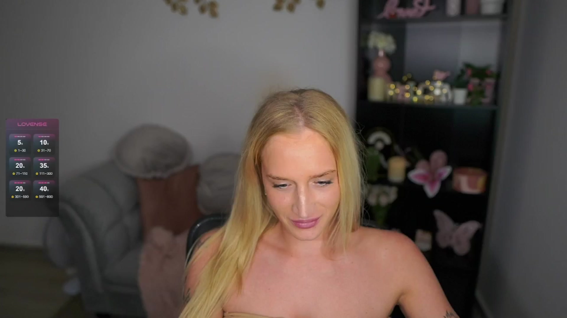 Gallery image thumbnail from NicoletteShea's myfreecams stream on, 04/29/2024, 13:12 image 20 of 20