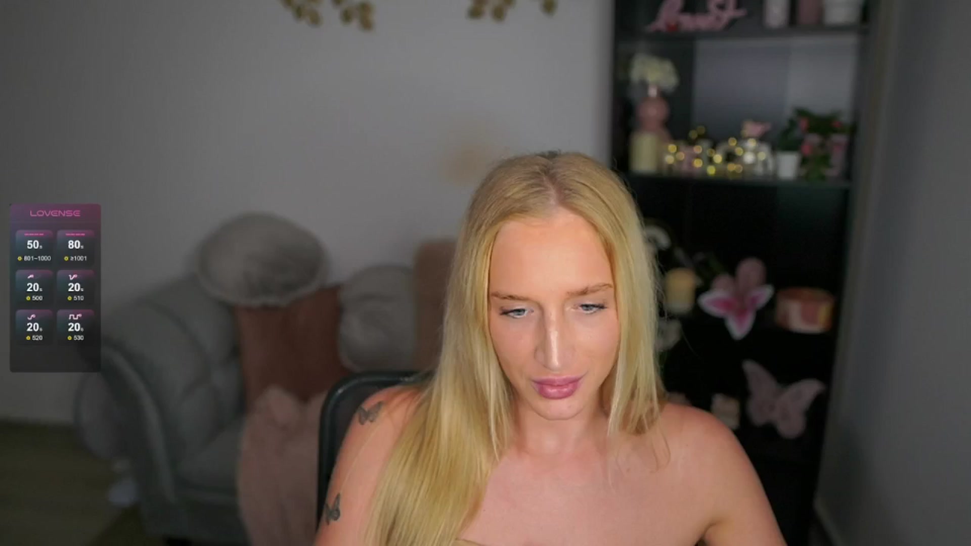 Gallery image thumbnail from NicoletteShea's myfreecams stream on, 04/29/2024, 13:12 image 15 of 20