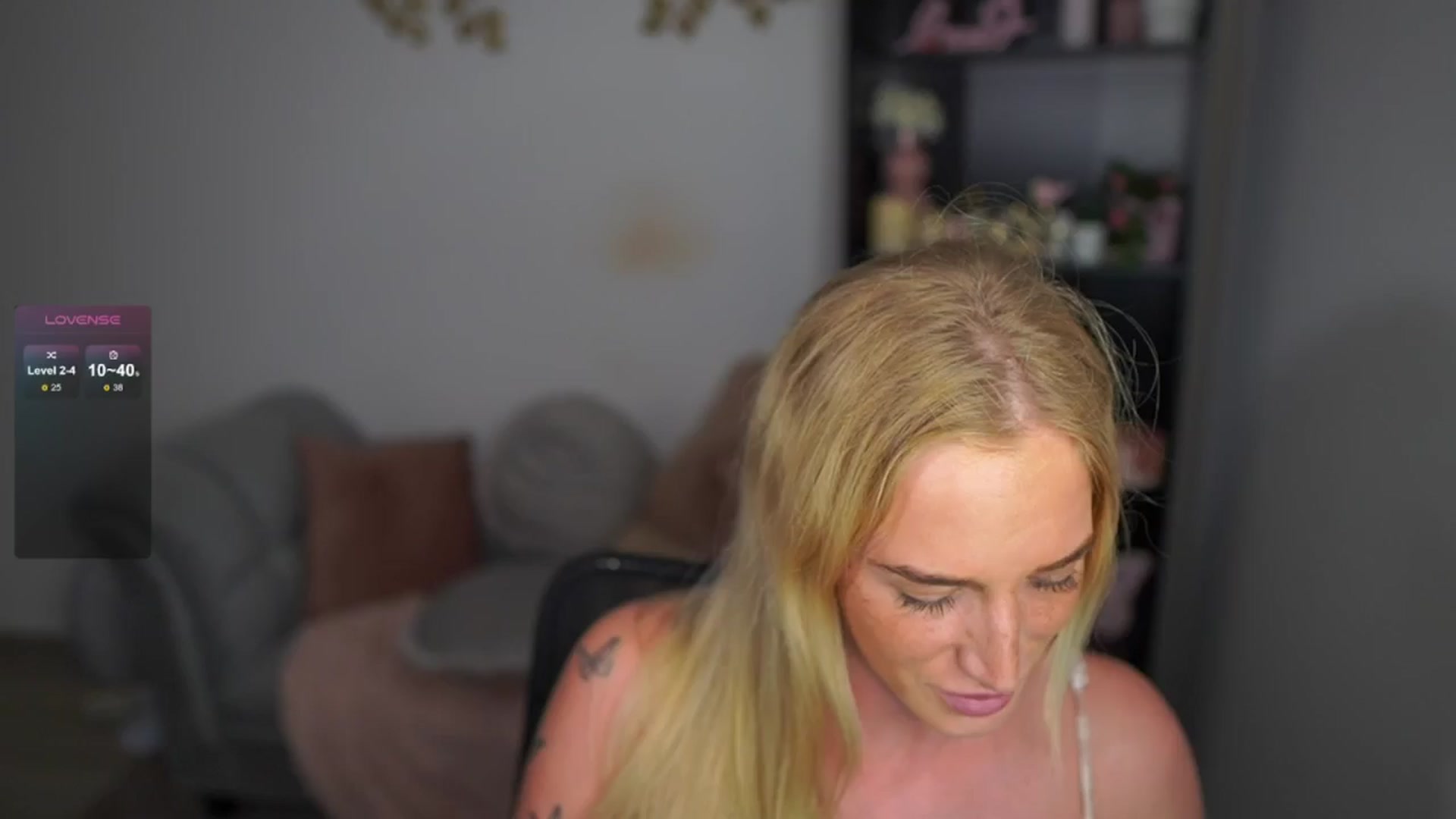Gallery image thumbnail from NicoletteShea's myfreecams stream on, 05/03/2024, 16:05 image 3 of 20