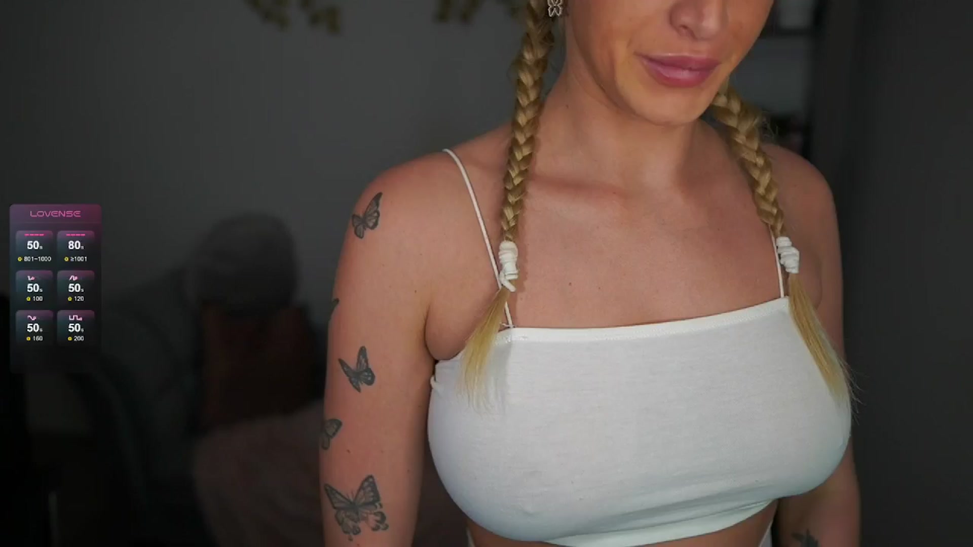 Gallery image thumbnail from NicoletteShea's myfreecams stream on, 05/05/2024, 20:19 image 2 of 20