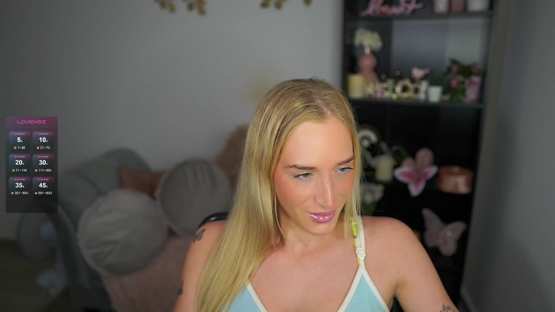 Gallery image thumbnail from NicoletteShea's myfreecams stream on, 05/08/2024, 13:41 image 15 of 20