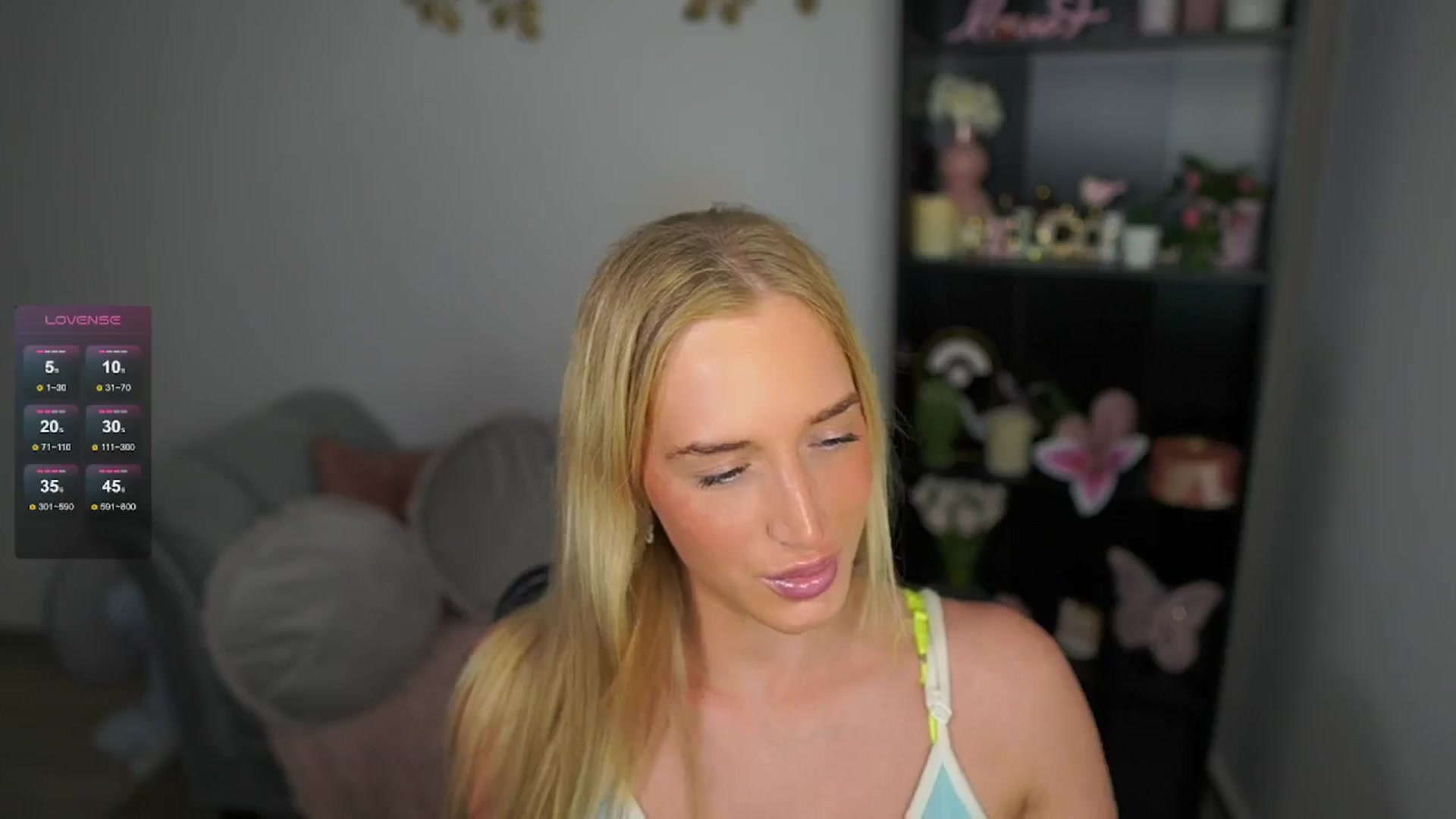 Gallery image thumbnail from NicoletteShea's myfreecams stream on, 05/08/2024, 13:41 image 19 of 20