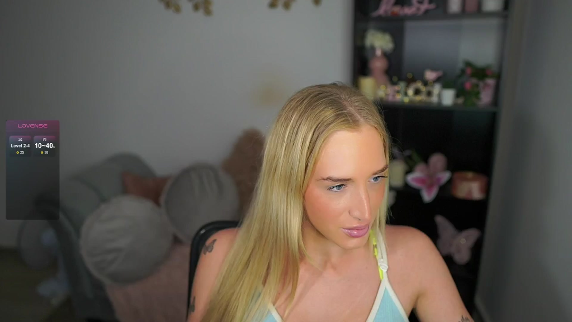 Gallery image thumbnail from NicoletteShea's myfreecams stream on, 05/08/2024, 13:41 image 3 of 20