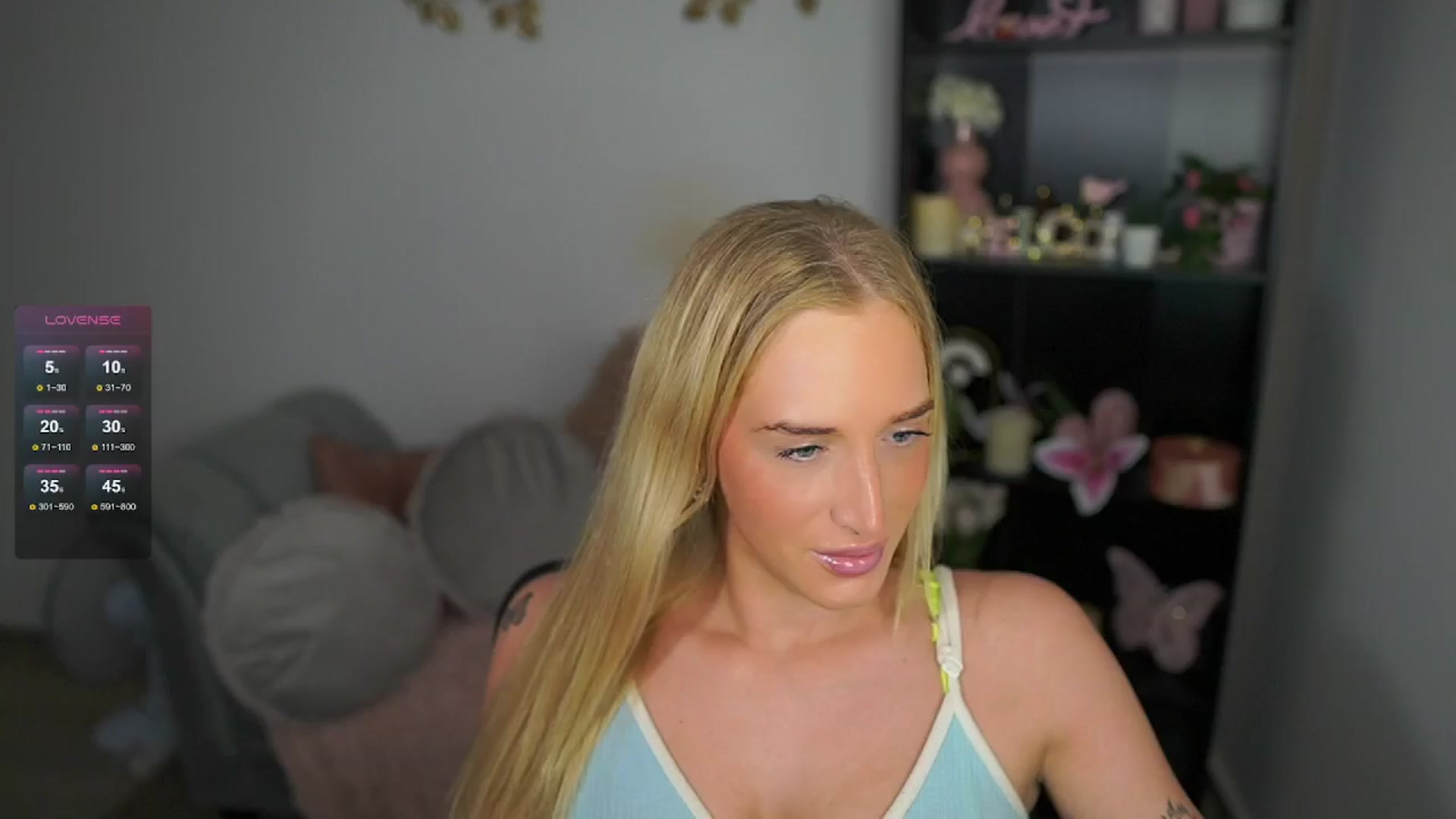 Gallery image thumbnail from NicoletteShea's myfreecams stream on, 05/08/2024, 13:41 image 4 of 20