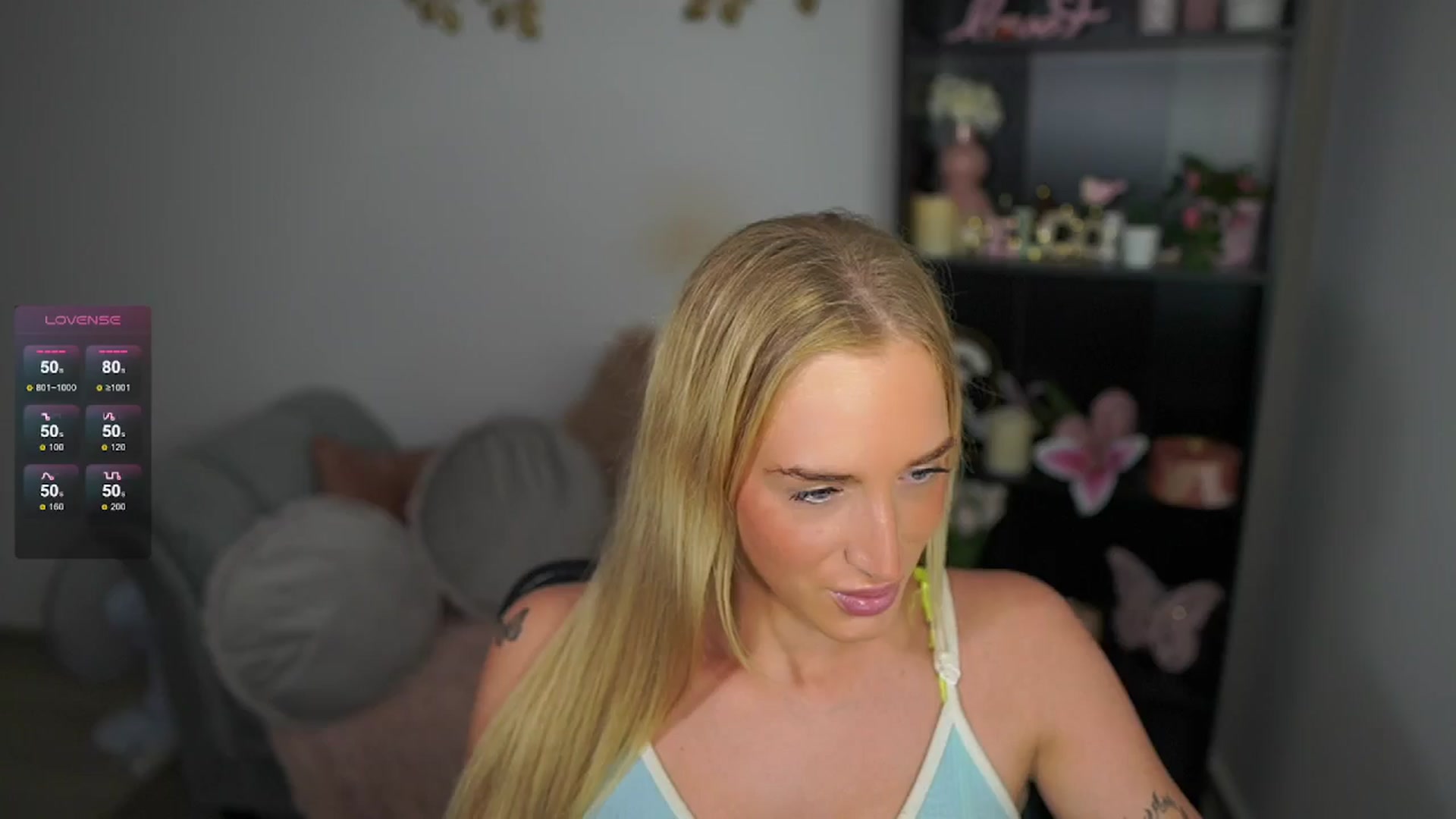 Gallery image thumbnail from NicoletteShea's myfreecams stream on, 05/08/2024, 13:41 image 12 of 20