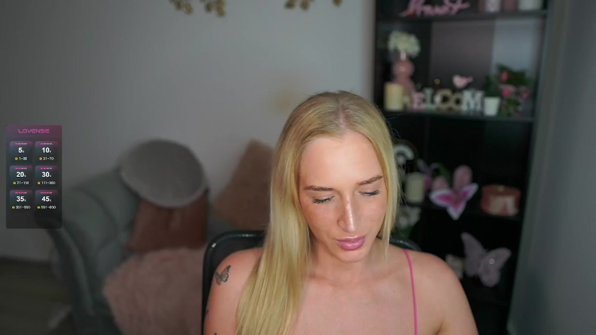 Gallery image thumbnail from NicoletteShea's myfreecams stream on, 05/11/2024, 14:08 image 9 of 20