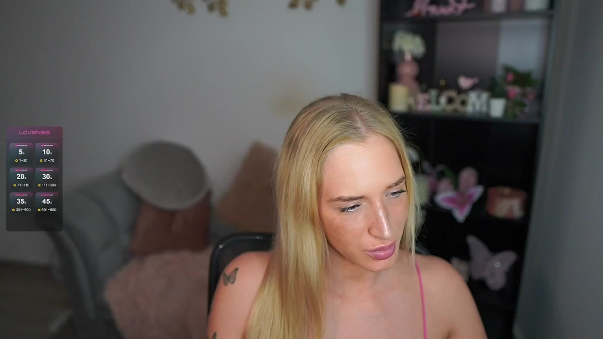 Gallery image thumbnail from NicoletteShea's myfreecams stream on, 05/11/2024, 14:08 image 10 of 20