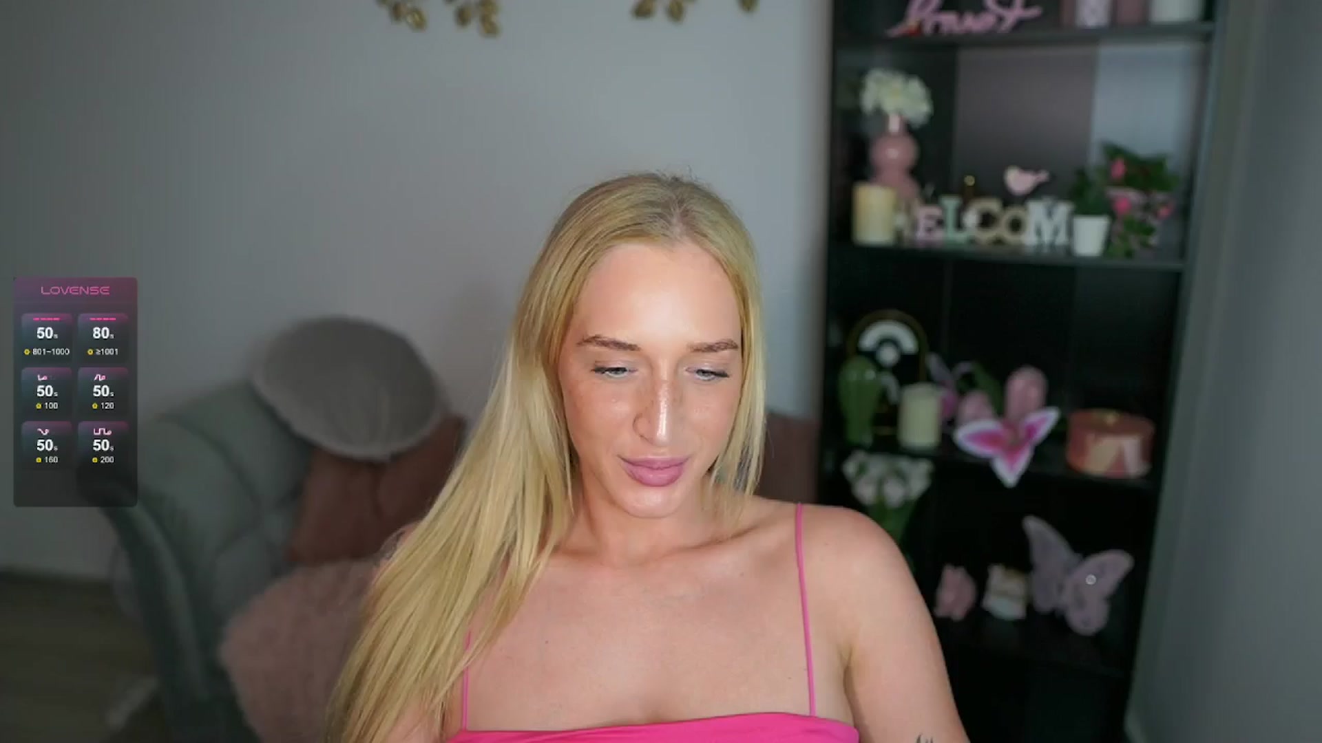 Gallery image thumbnail from NicoletteShea's myfreecams stream on, 05/11/2024, 17:37 image 6 of 20