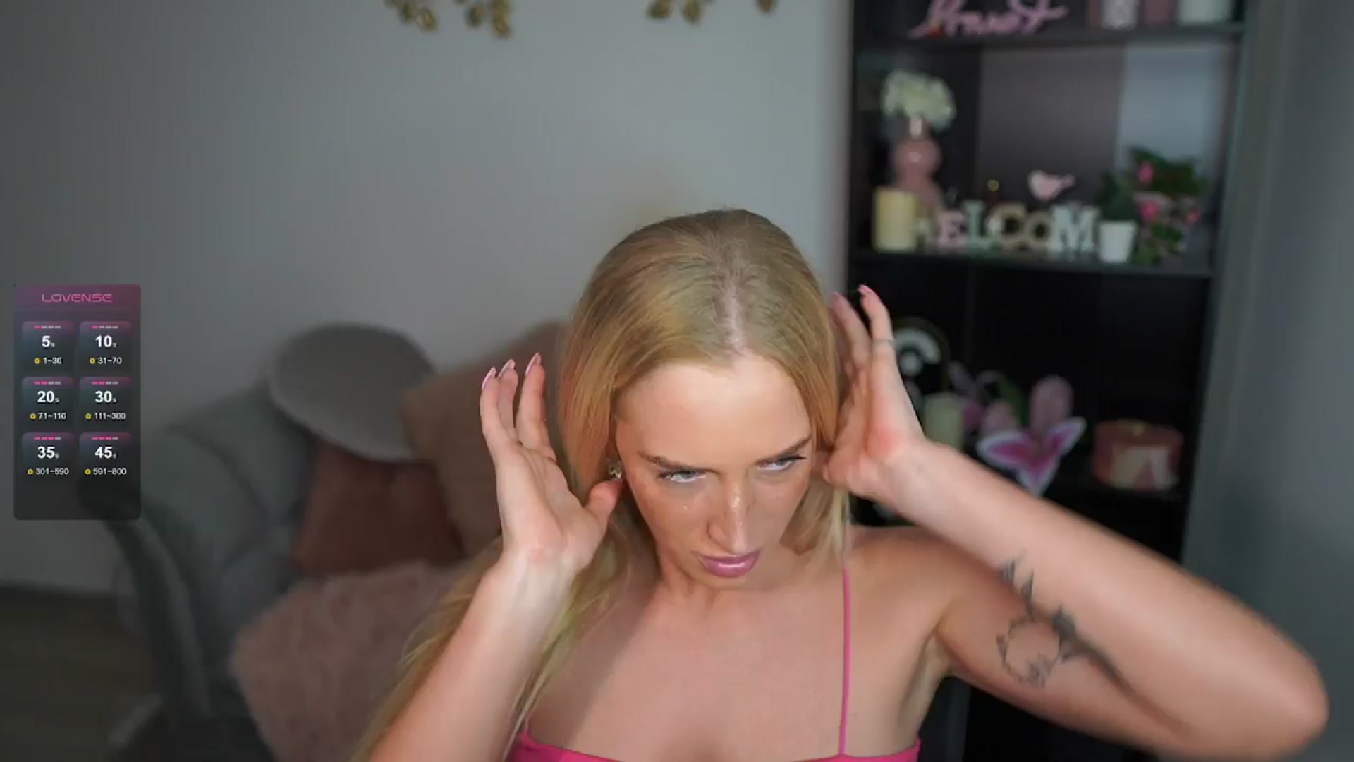 Gallery image thumbnail from NicoletteShea's myfreecams stream on, 05/11/2024, 17:37 image 3 of 20