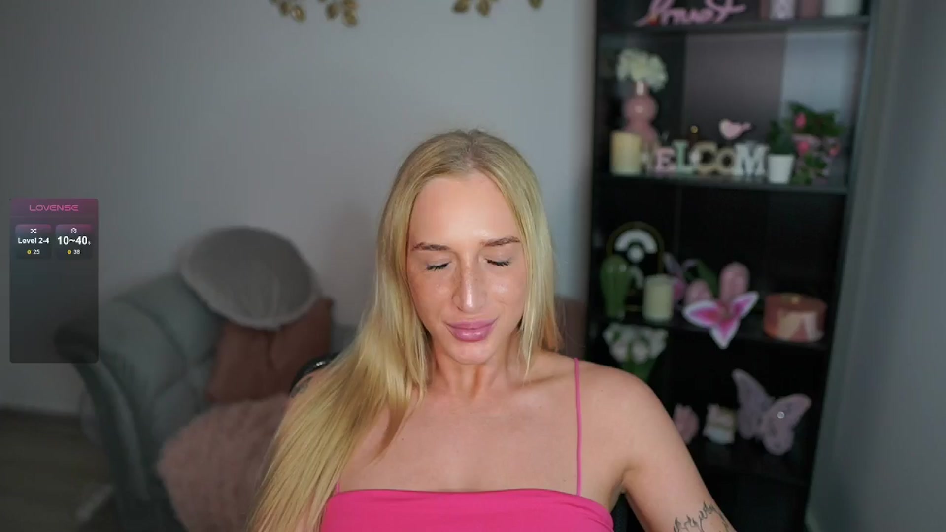 Gallery image thumbnail from NicoletteShea's myfreecams stream on, 05/11/2024, 17:37 image 8 of 20