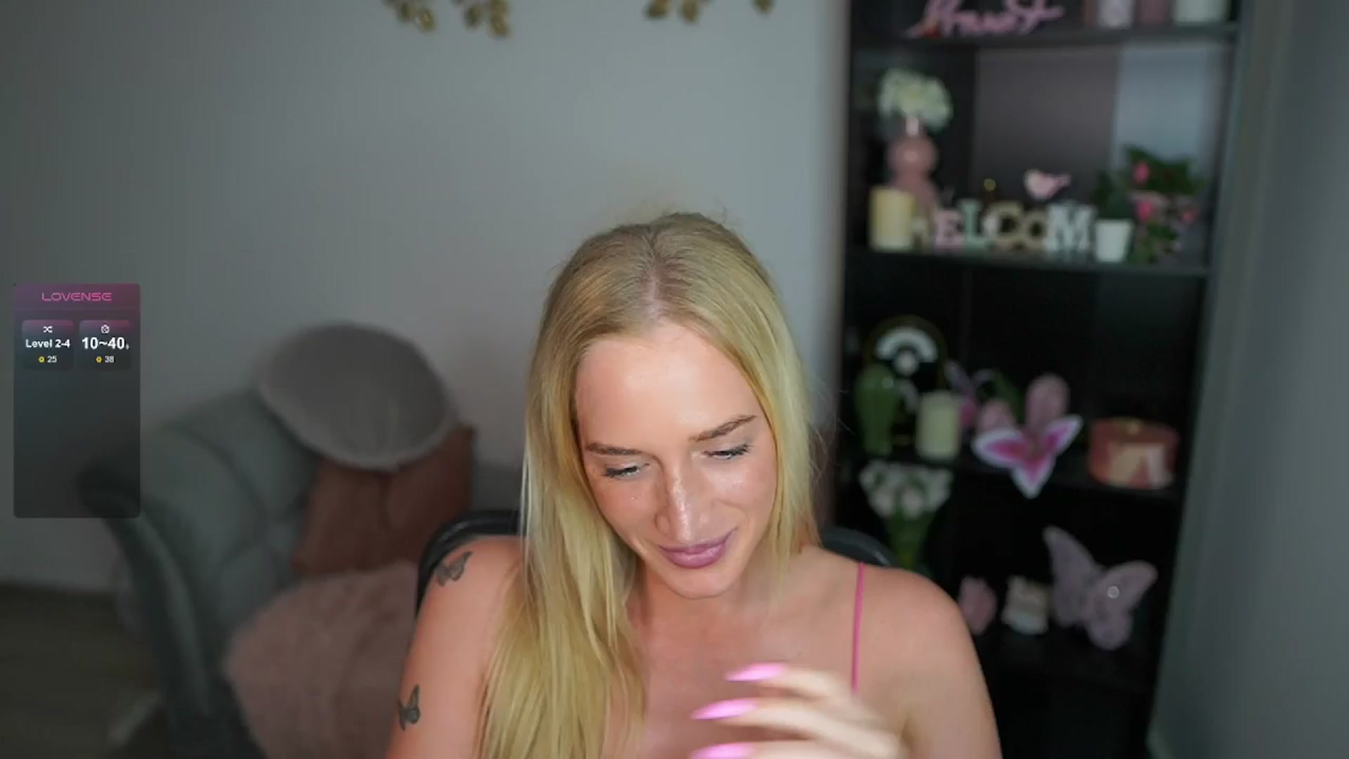 Gallery image thumbnail from NicoletteShea's myfreecams stream on, 05/11/2024, 17:37 image 7 of 20