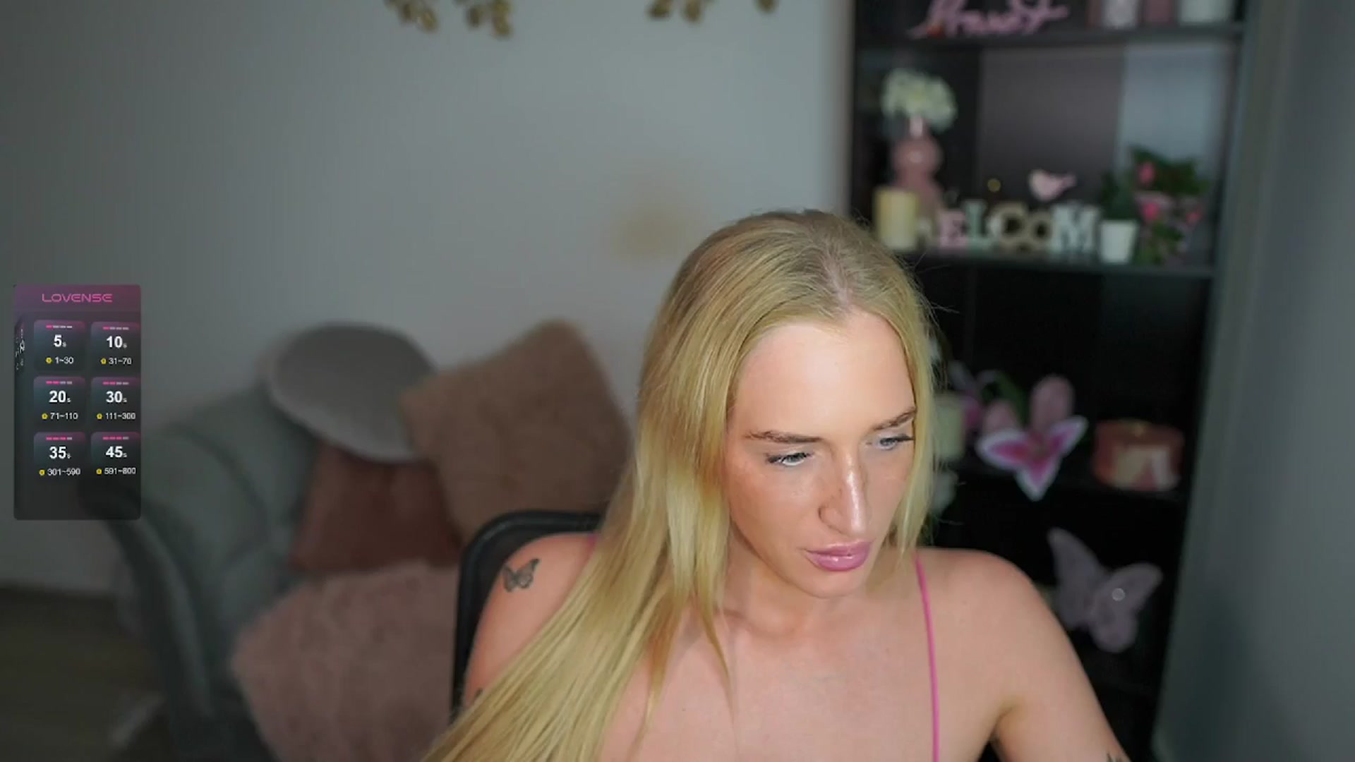 Gallery image thumbnail from NicoletteShea's myfreecams stream on, 05/11/2024, 17:37 image 1 of 20